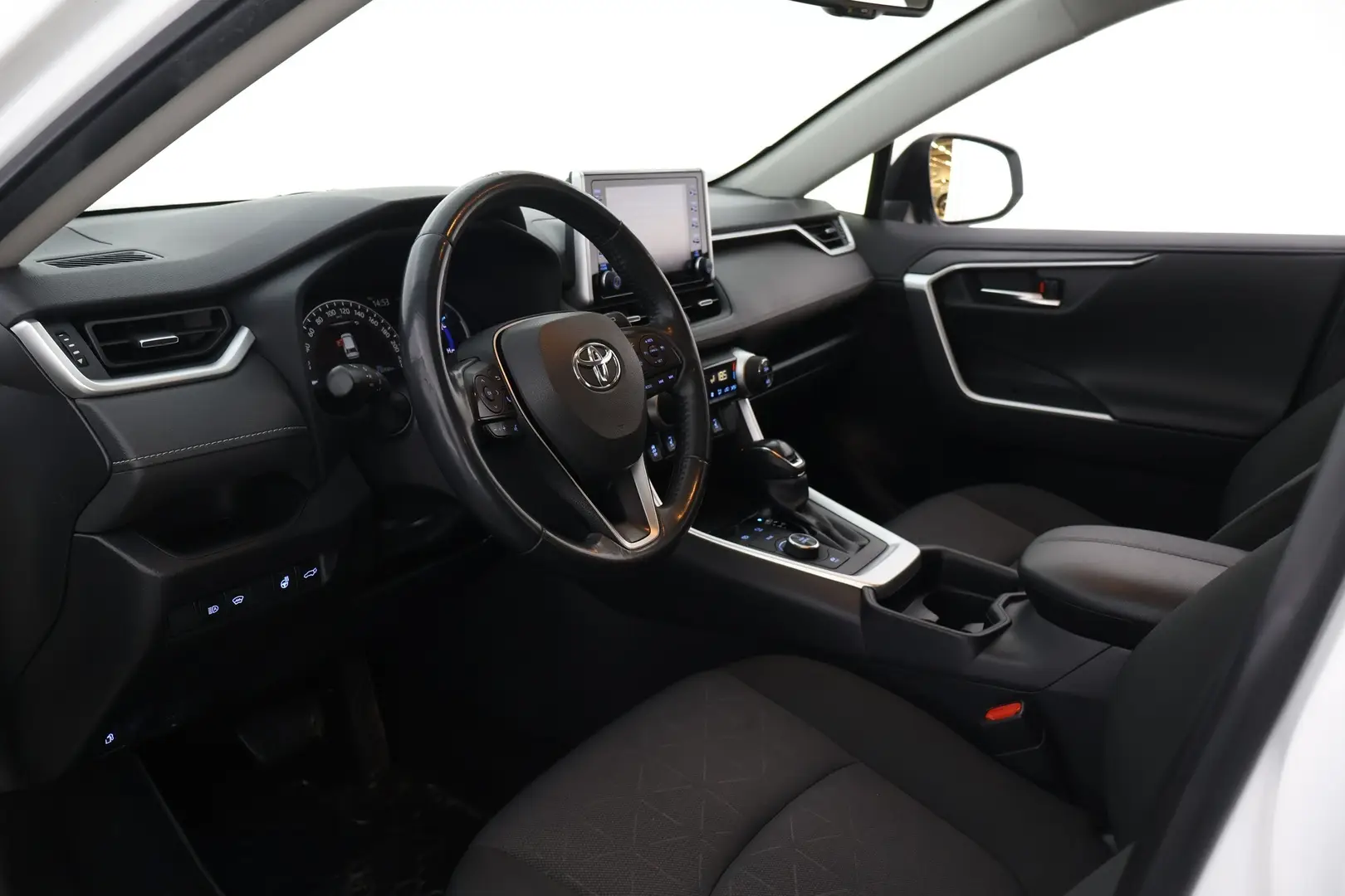 Car Image - 1yHpQxzFO3jfSiNSc350wj
