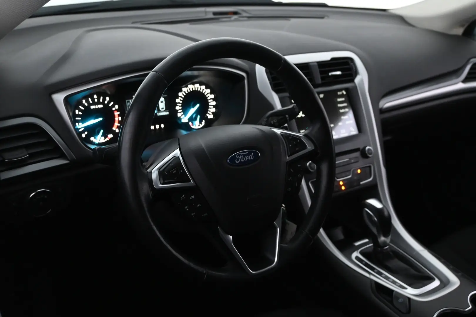 Car Image - 6Q6nMgkAnVHWrgrRfKv33s
