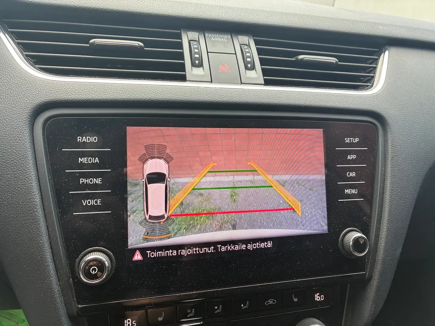 Car Image - vDBaP7zyuBPTHM28sc9f7