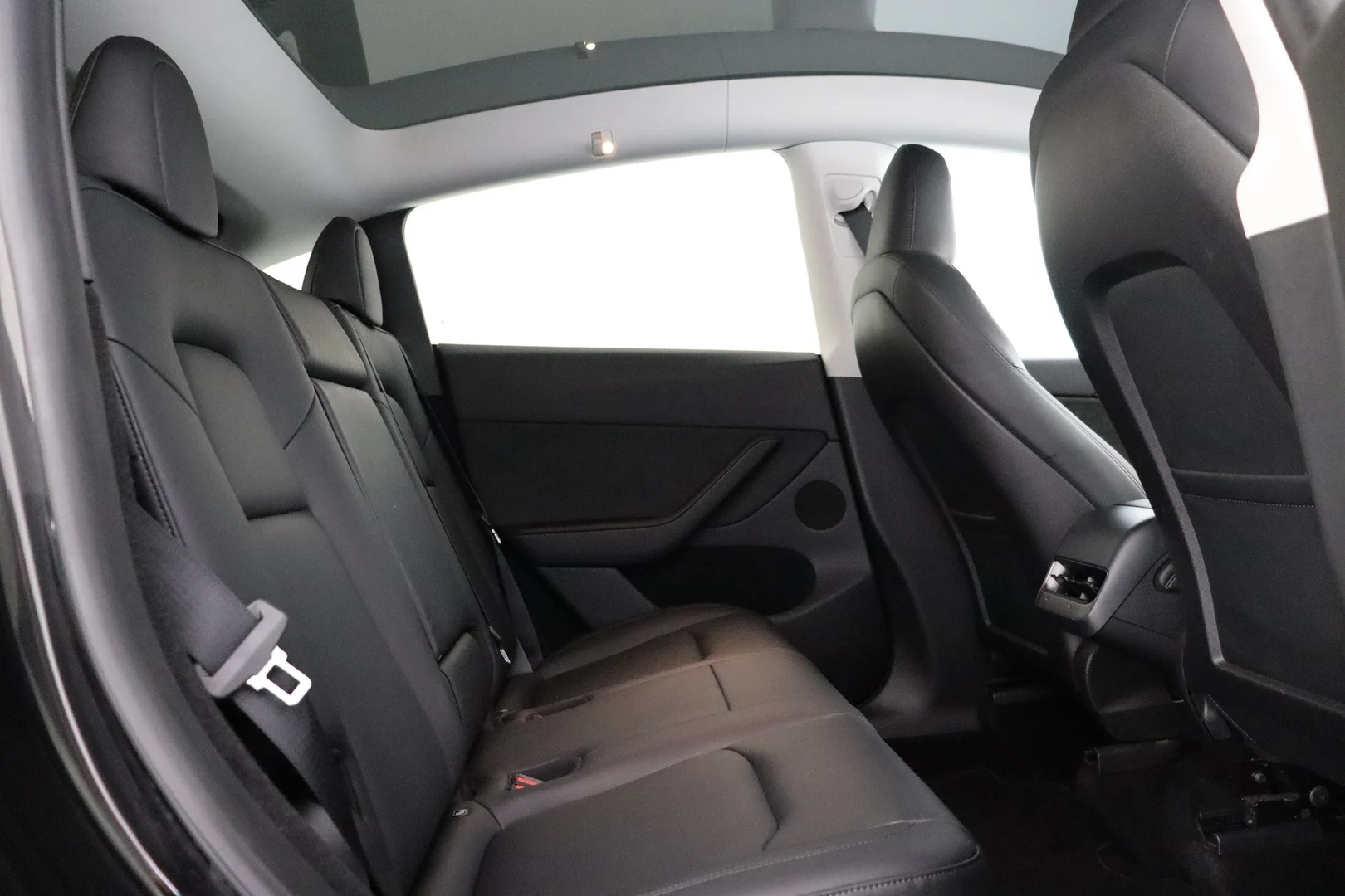 Car Image - 3MqsnEzOALhSzd5xzVzNVw