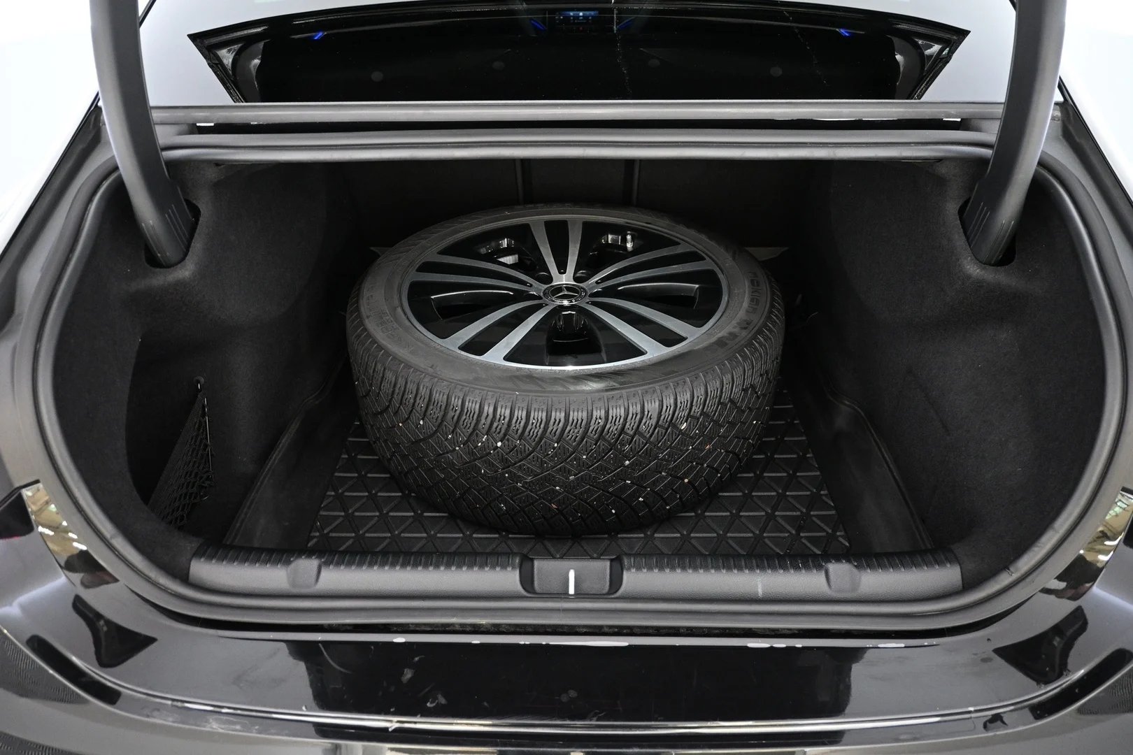 Car Image - 6jqfMLxDcbbouOjdsu5qC