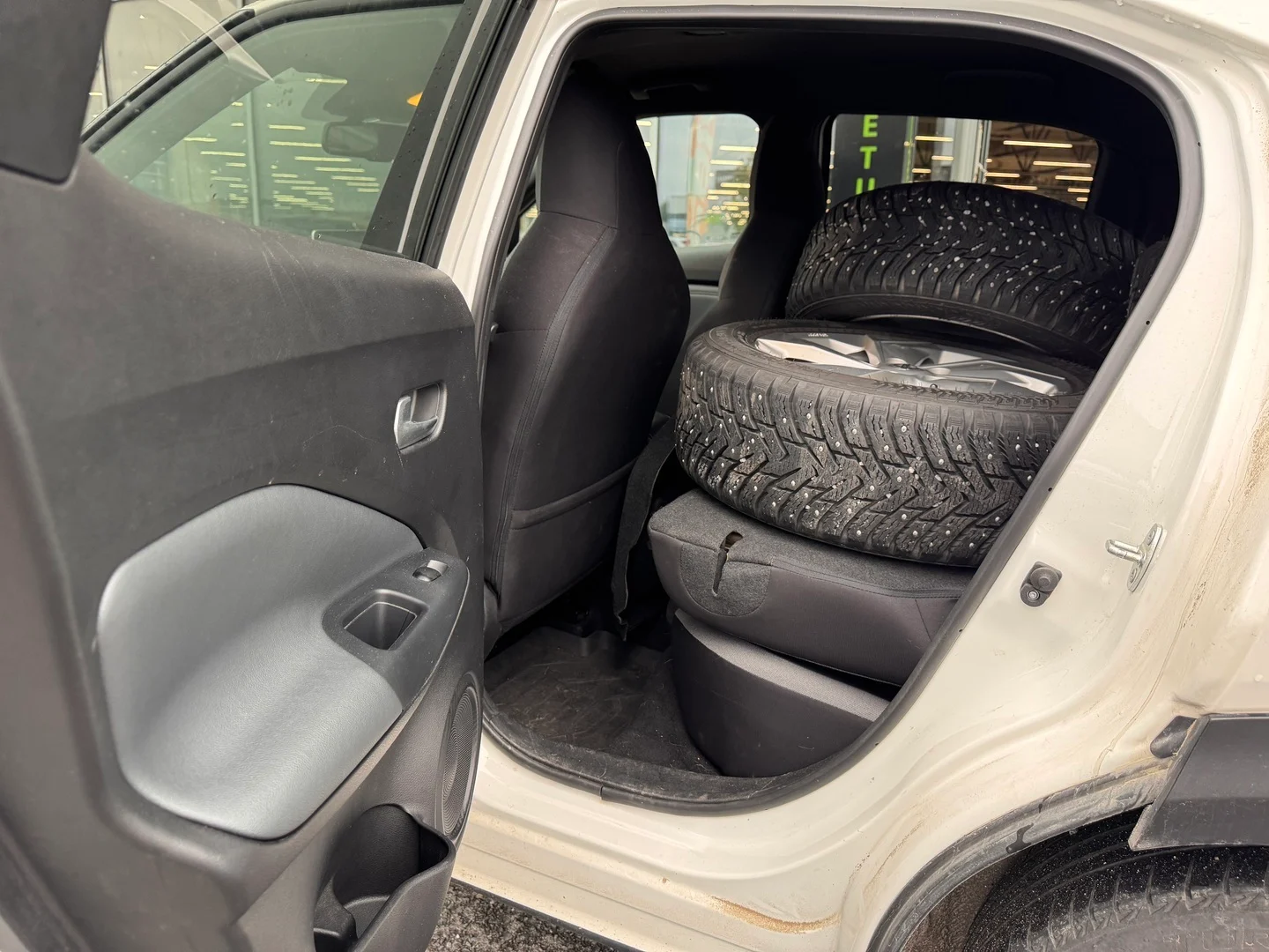 Car Image - 6QmziBWmEOA3gy4EMDrS3f