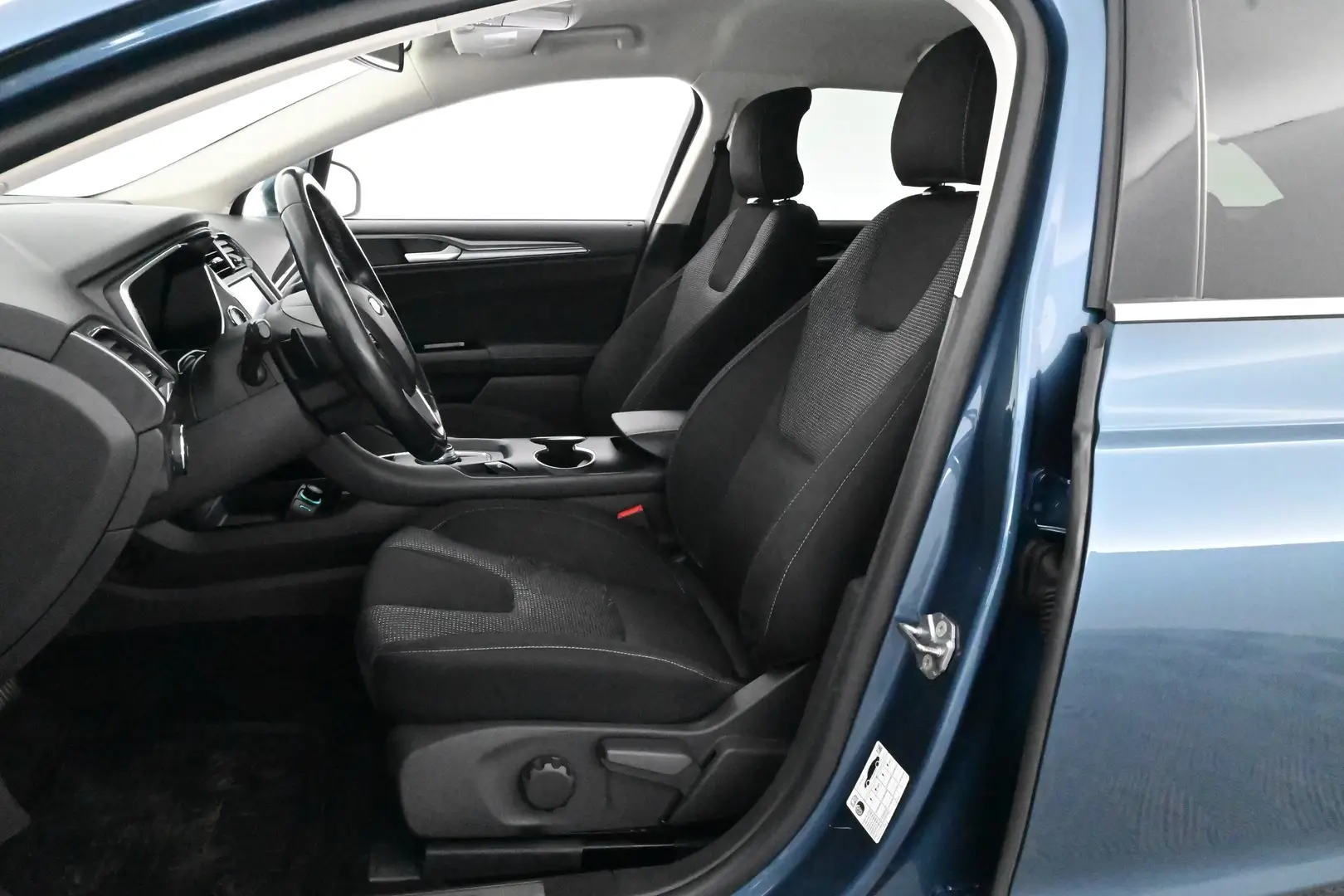 Car Image - vsaJnva9tDImxxAErayg4