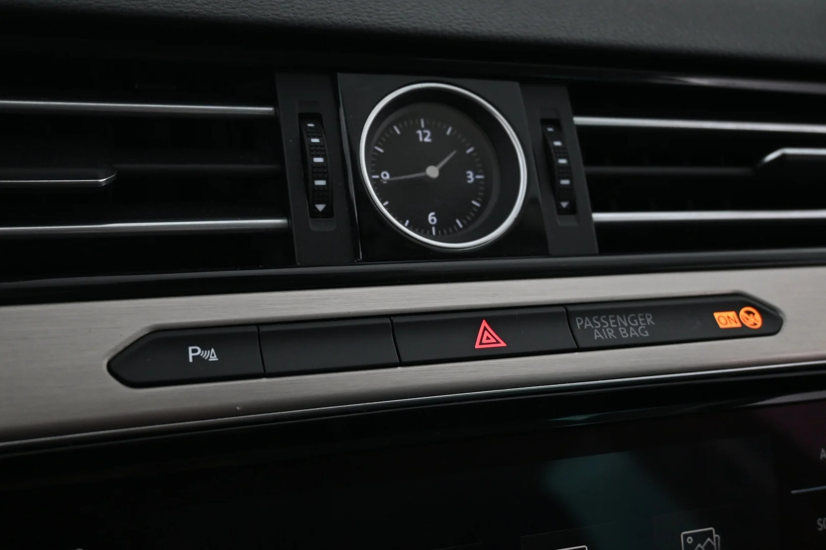 Car Image - 4Lpbtr9cJKs1ggCmI4Z9p5
