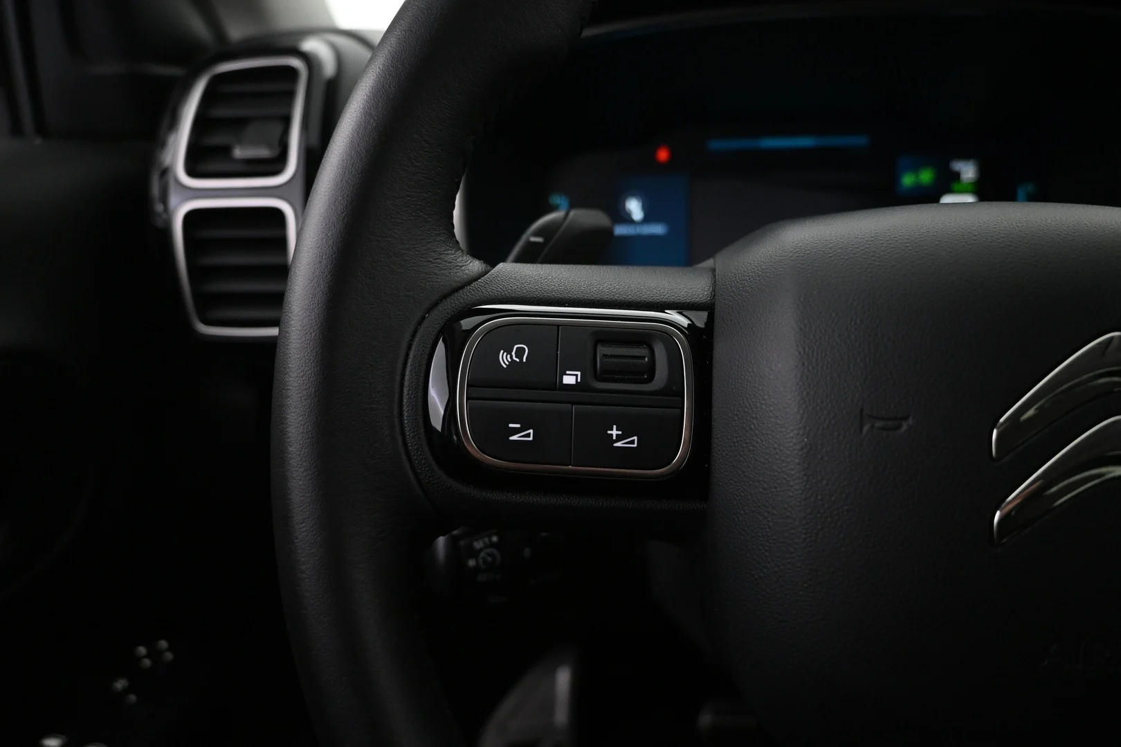 Car Image - 6Jpqpxbd2kkiHeRYd4fYGe