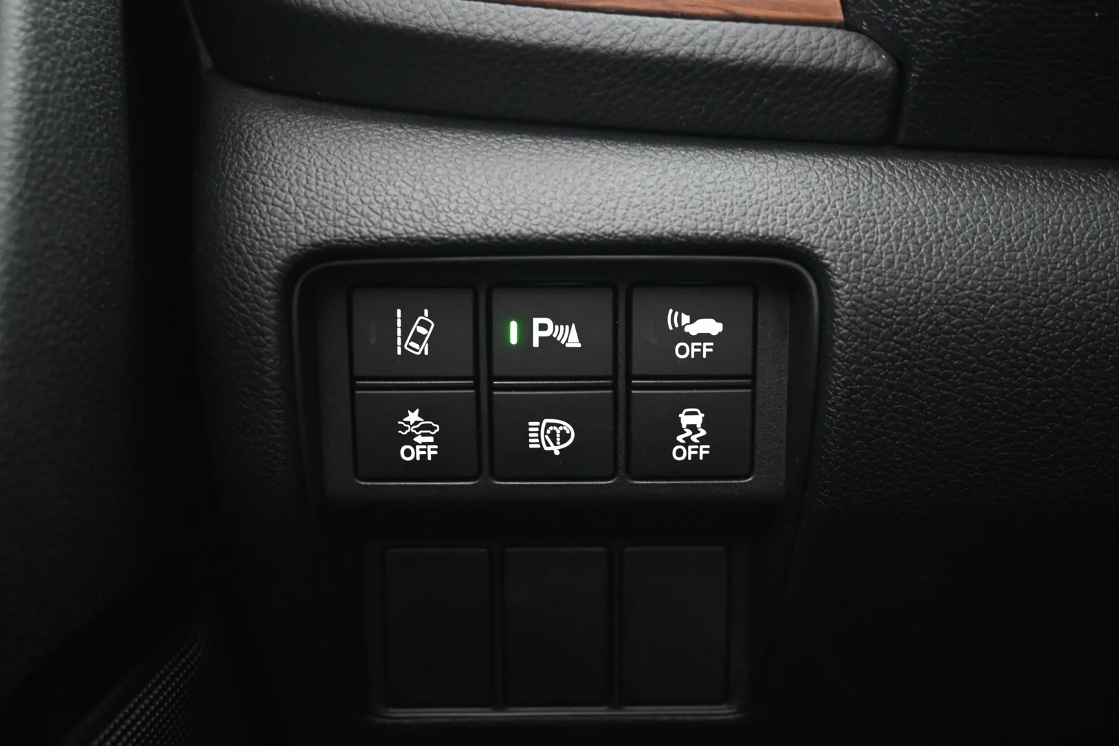 Car Image - ehw9NkurSoF3S1QGn83Zs