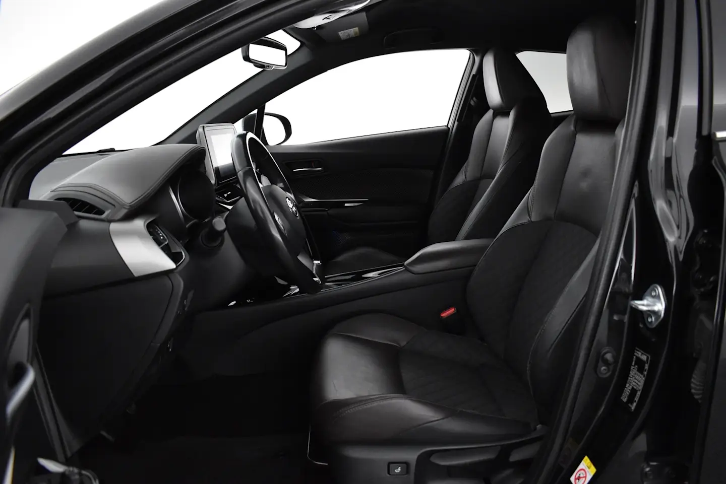 Car Image - 2zjyWRz54OQGqfQ31Uh4NJ