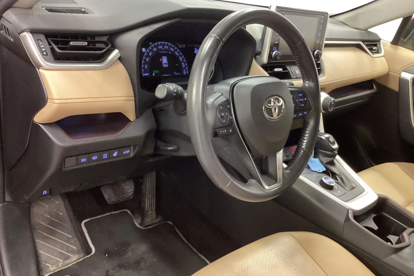 Car Image - 1pBJE2hsDEGVb9TEdiwzpz