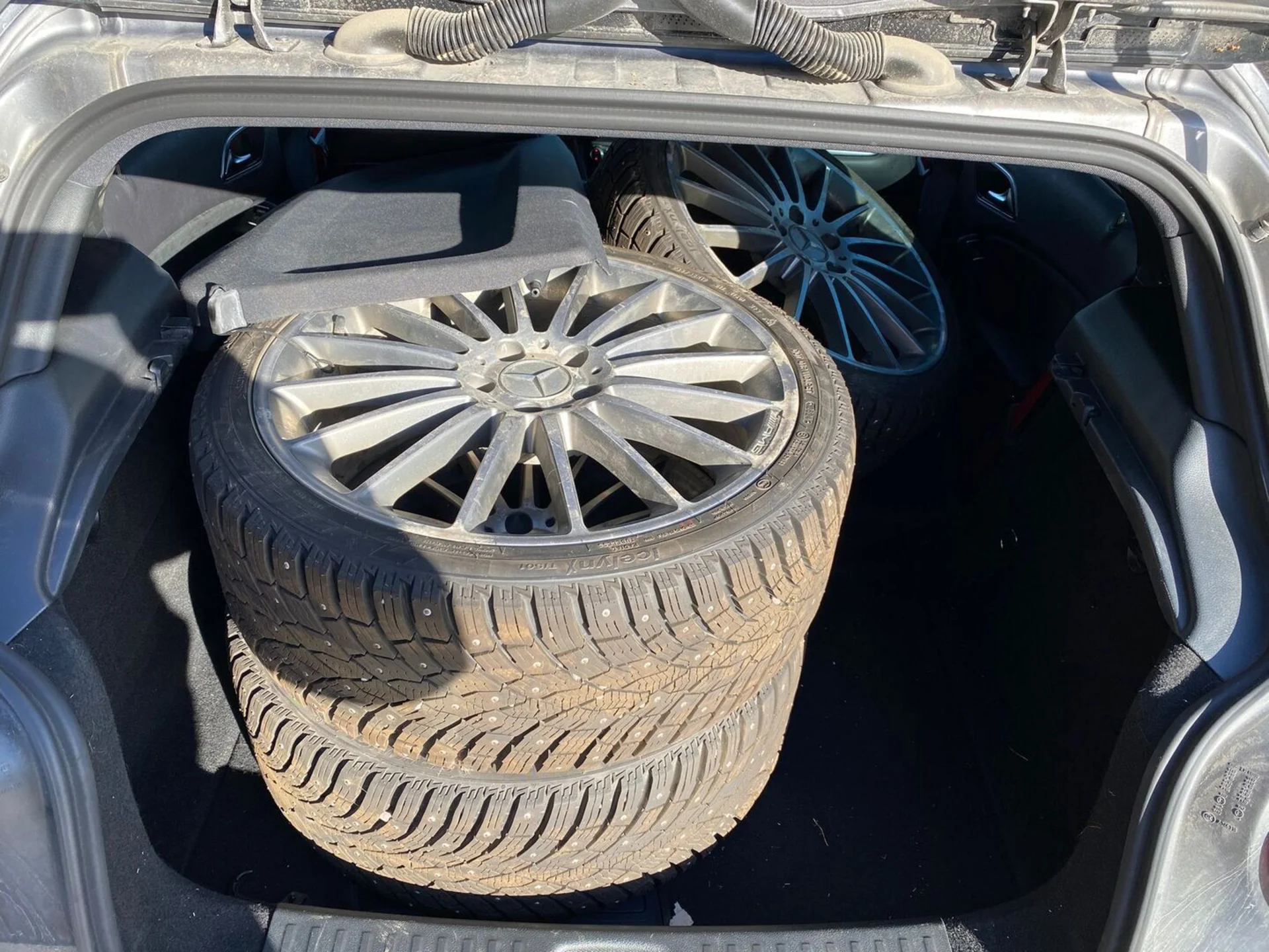 Car Image - 2cBXDODCJmDh6uukIdvVRa