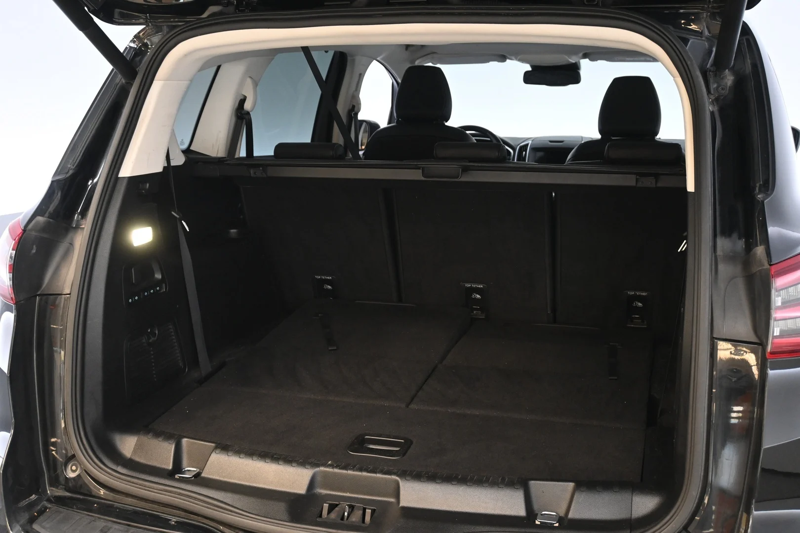 Car Image - 5TtqaYKCW9FIxecVaWRxpe