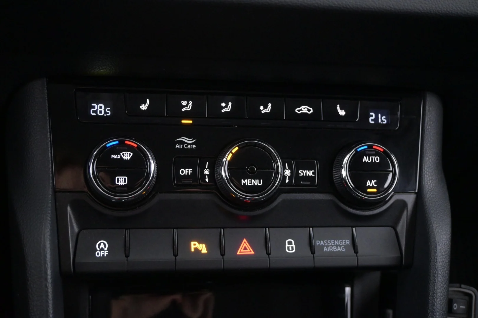 Car Image - 2qalZVL2Mkn3Q2xyREPto1