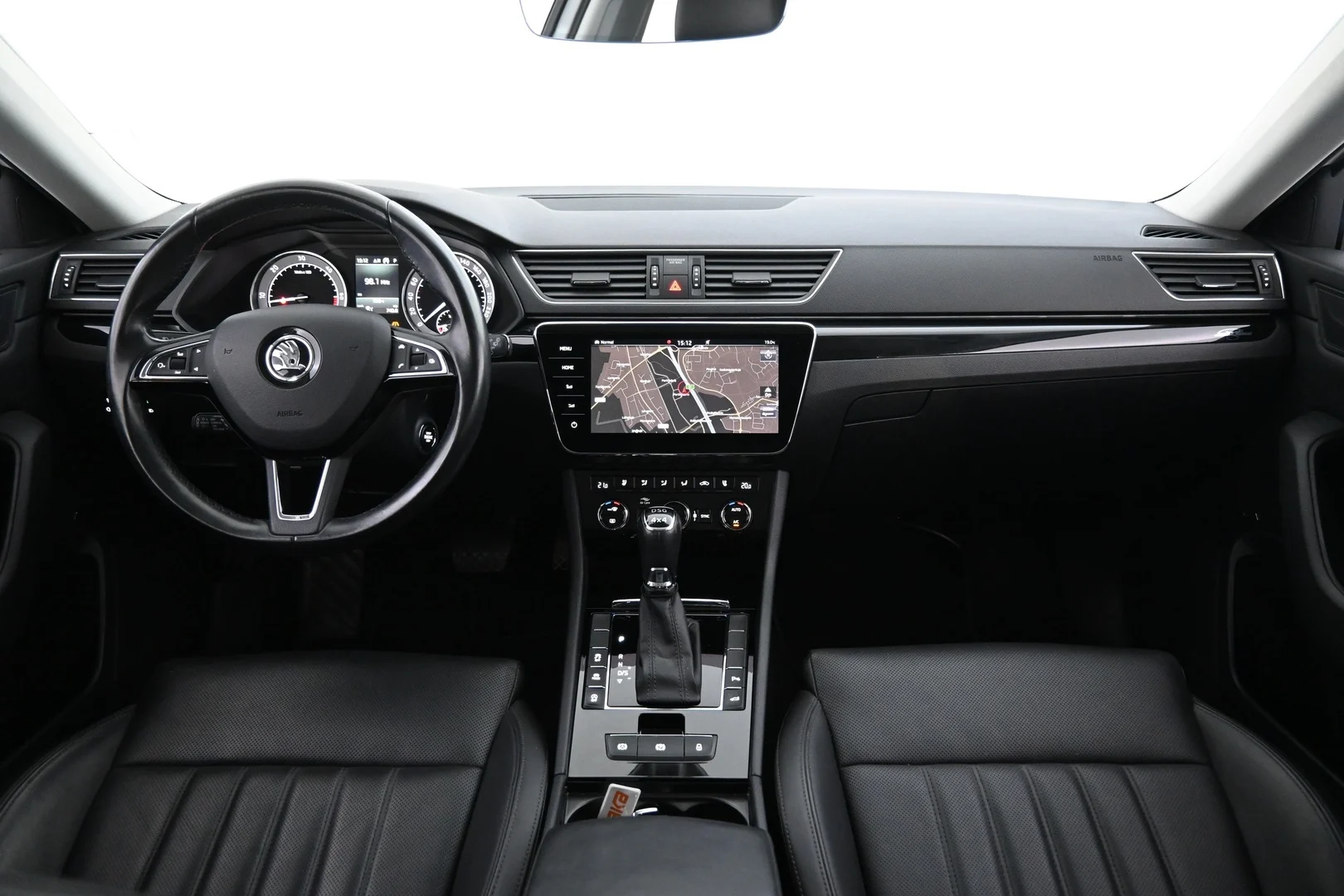 Car Image - 7psH3zEc7lvl0AlSPp0YVG