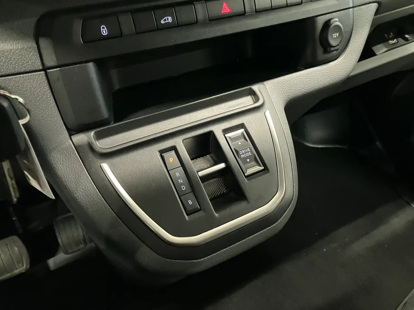 Car Image - 19Wr53ITileudhAt9HpIX6
