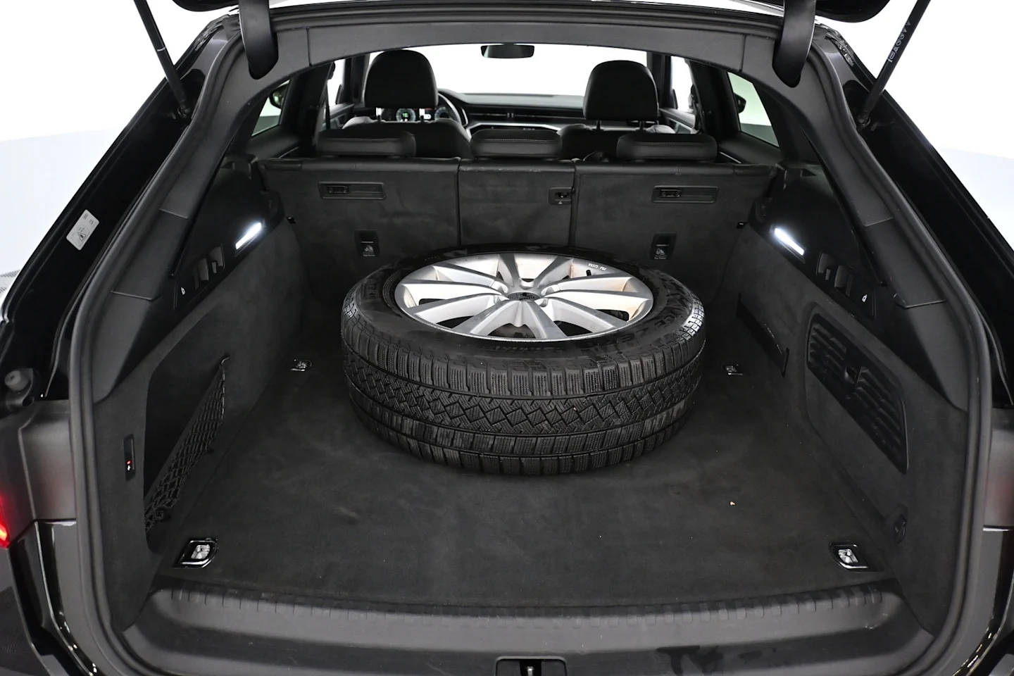 Car Image - 750CIXHG2GYmpwCrsSjVPT