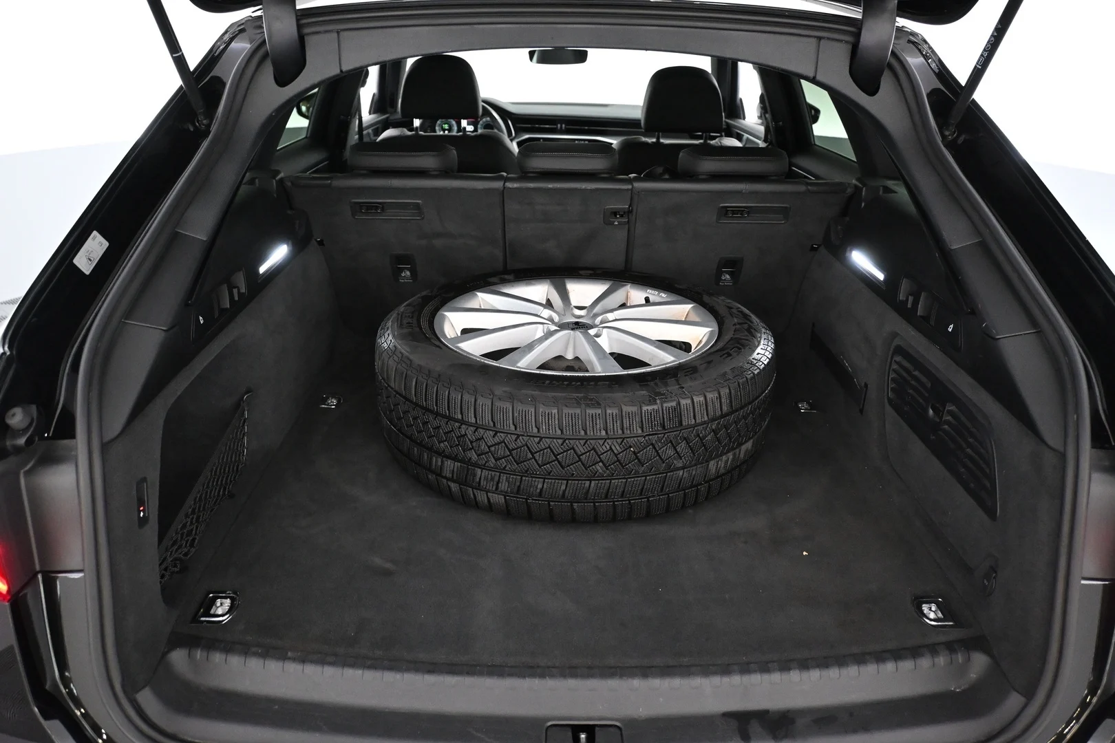 Car Image - 750CIXHG2GYmpwCrsSjVPT