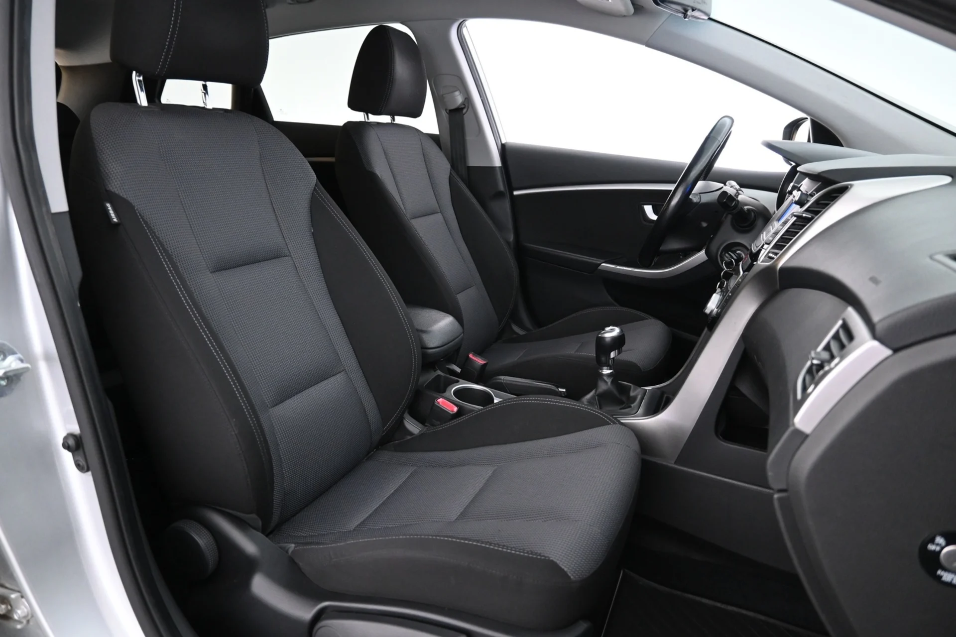 Car Image - 1TkN1u28u2hk4rjPWGfQKJ