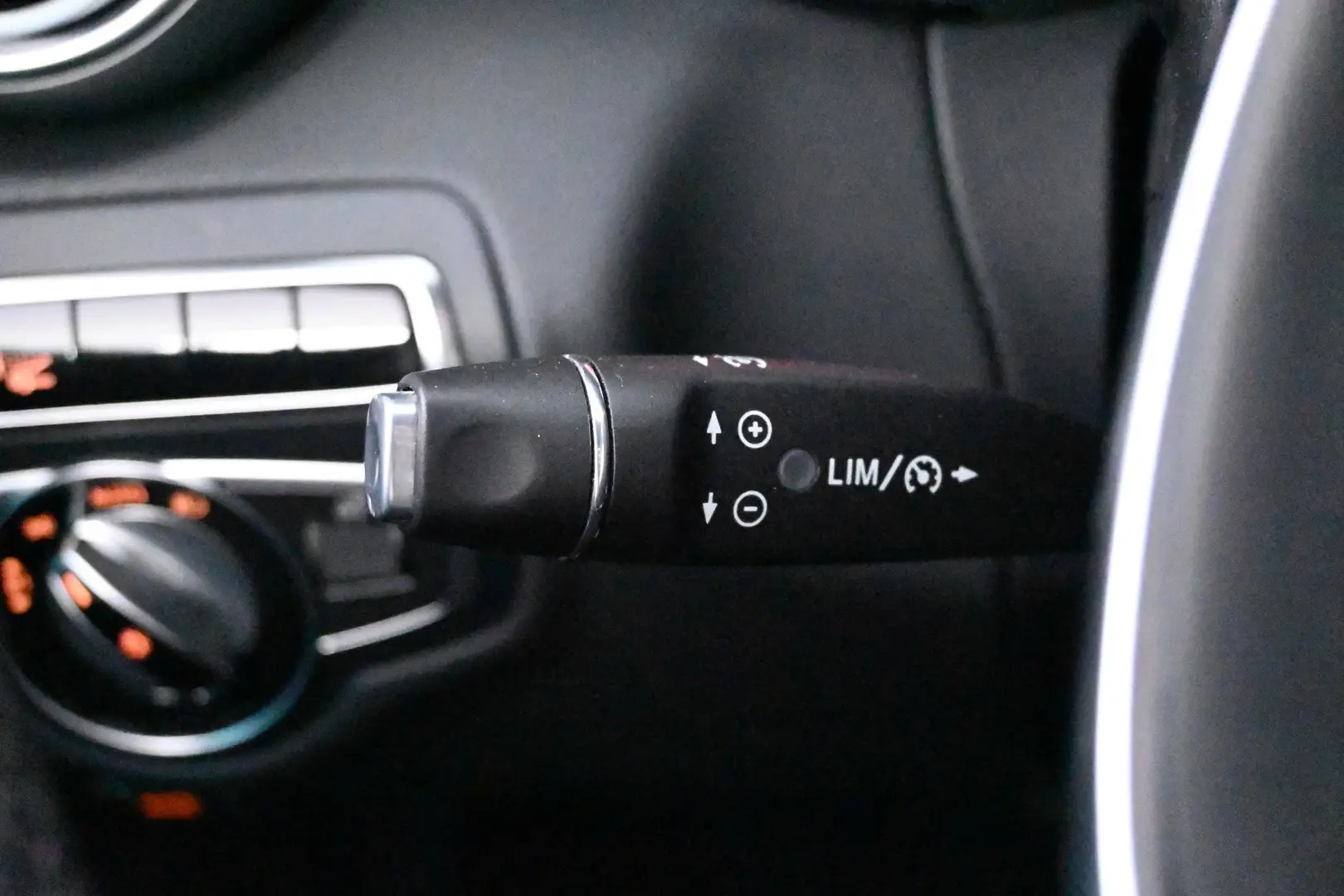 Car Image - 225C9gH1bZ0pofP5wHGUB0