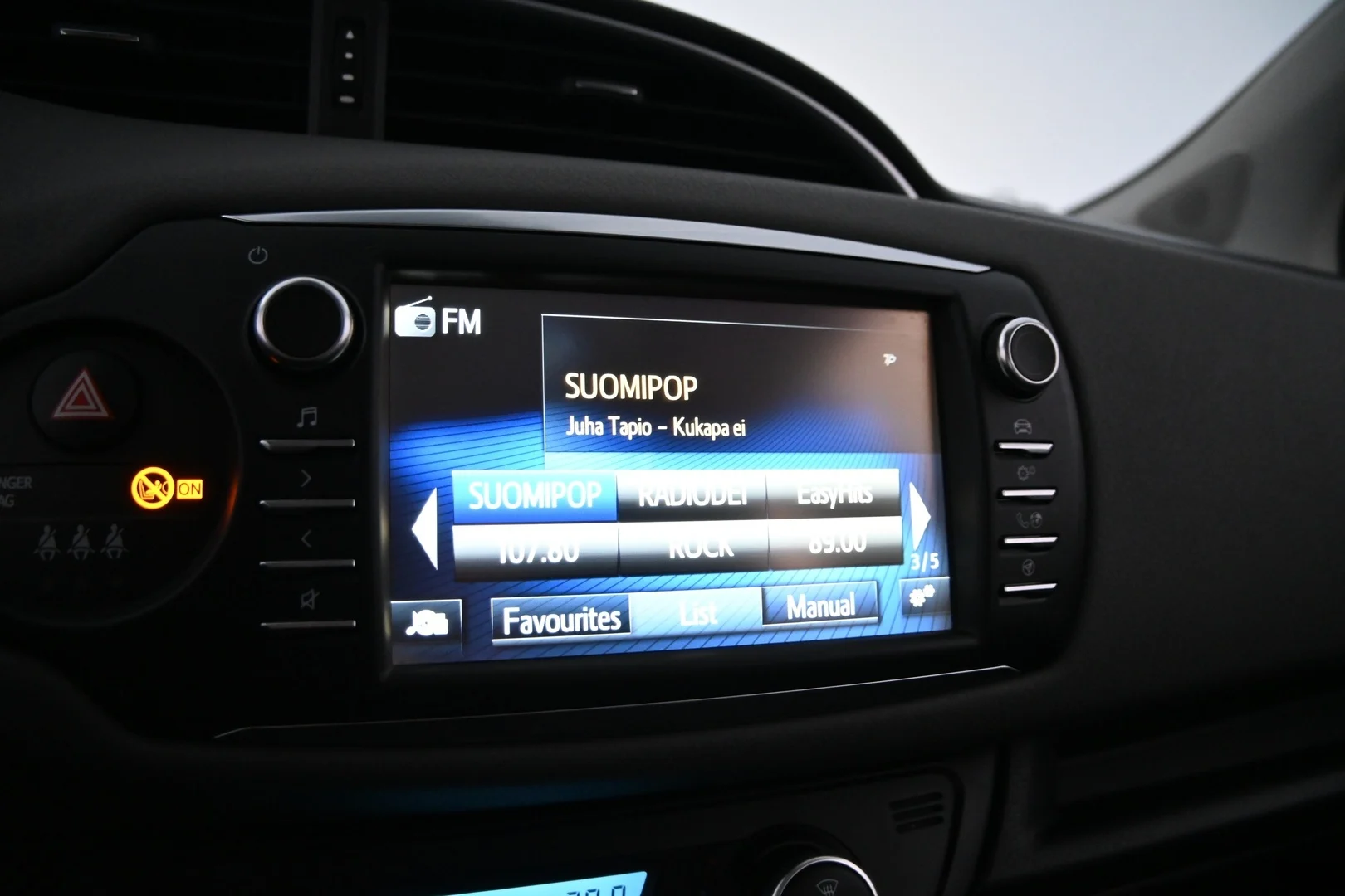 Car Image - 1EBQRO3plQITQhYzzvCASX