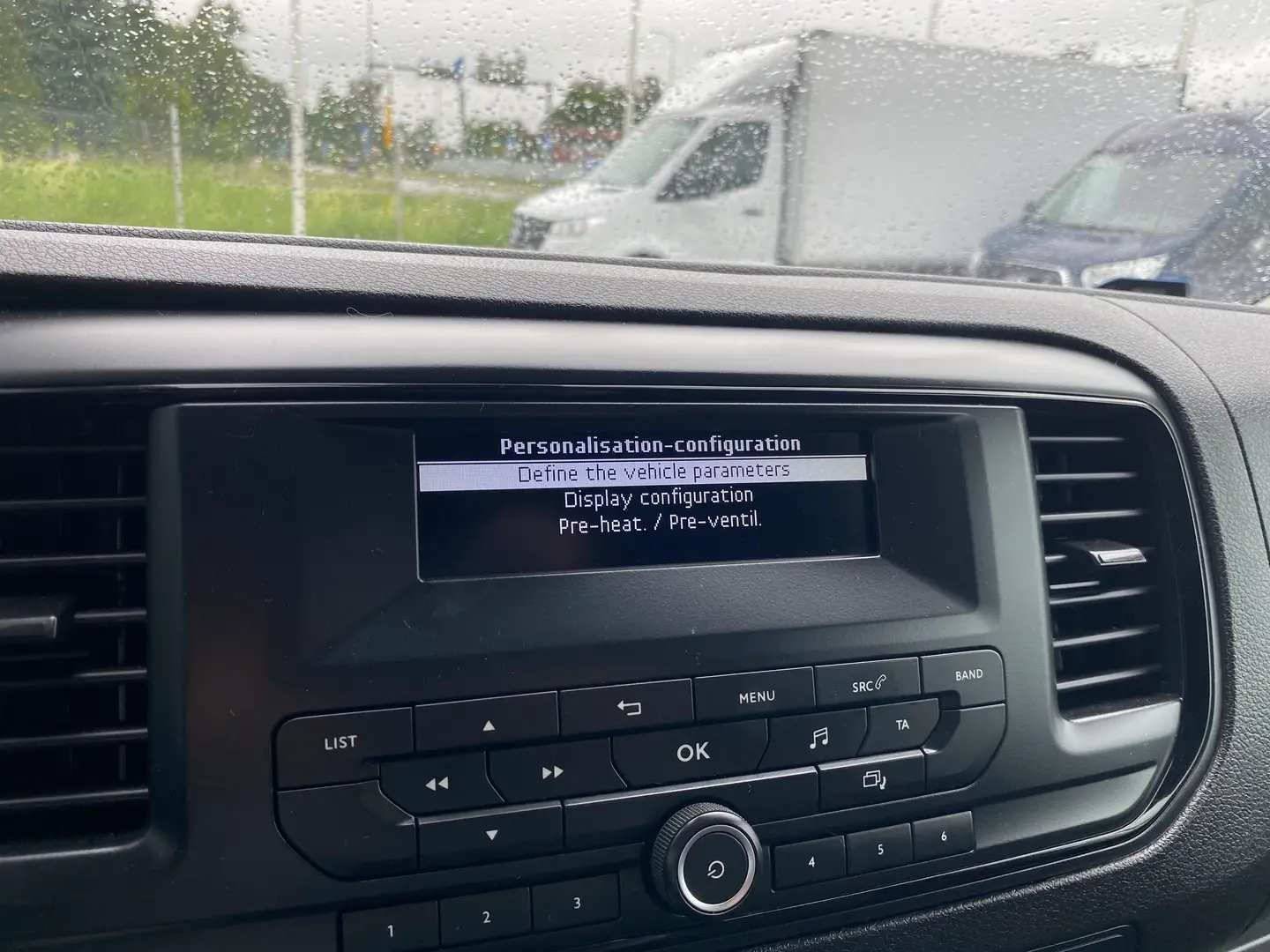 Car Image - 1YKWVUg9CAWvFkBvuFjgCR