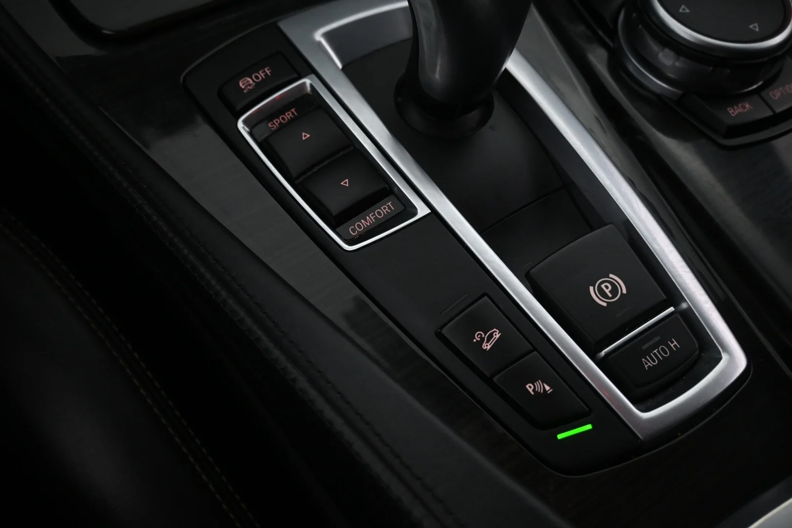Car Image - 1G9z215f8XNzaMl8Yf8CzS