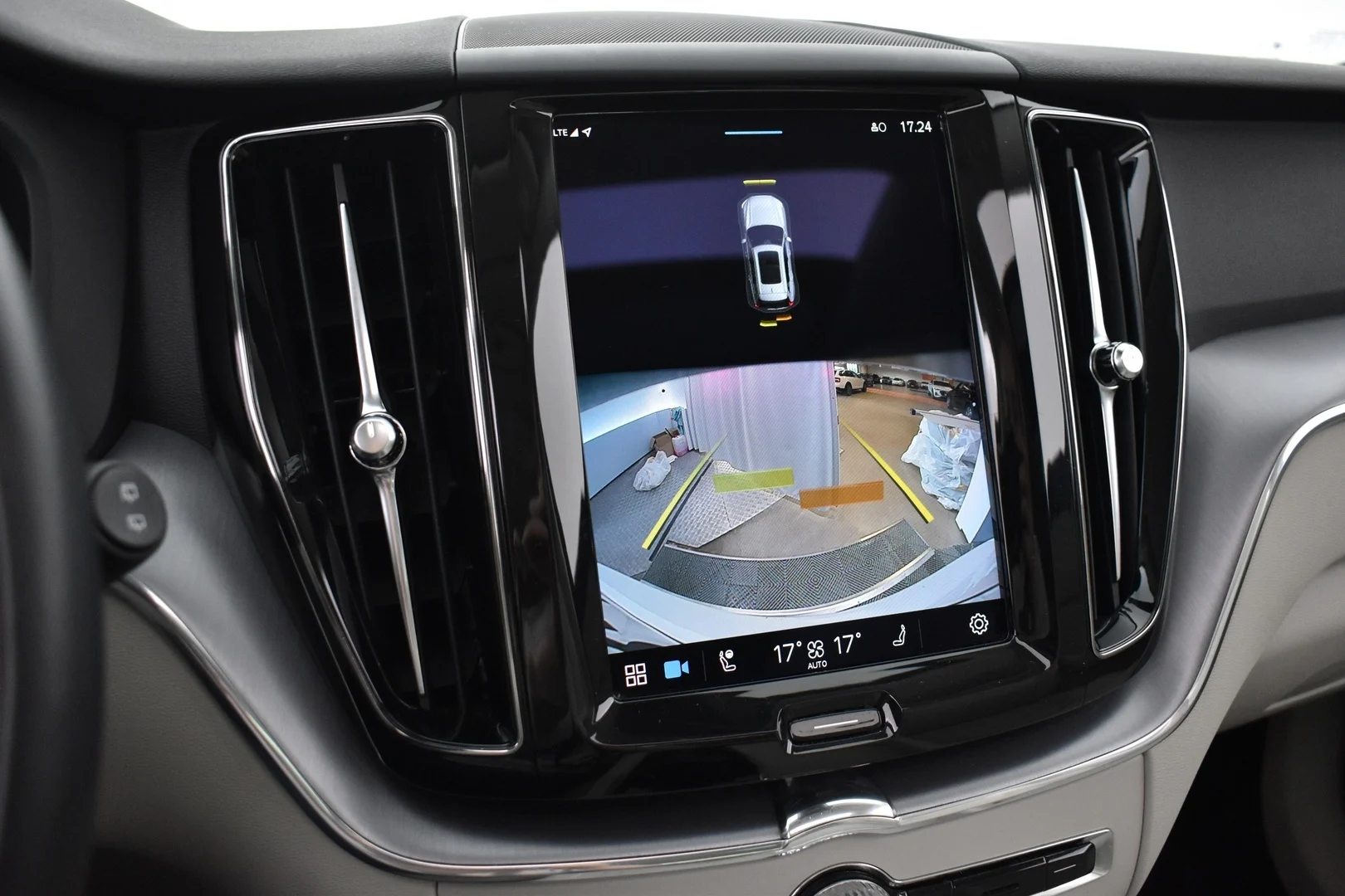 Car Image - r0hzCywllIZgPEta5oUA0