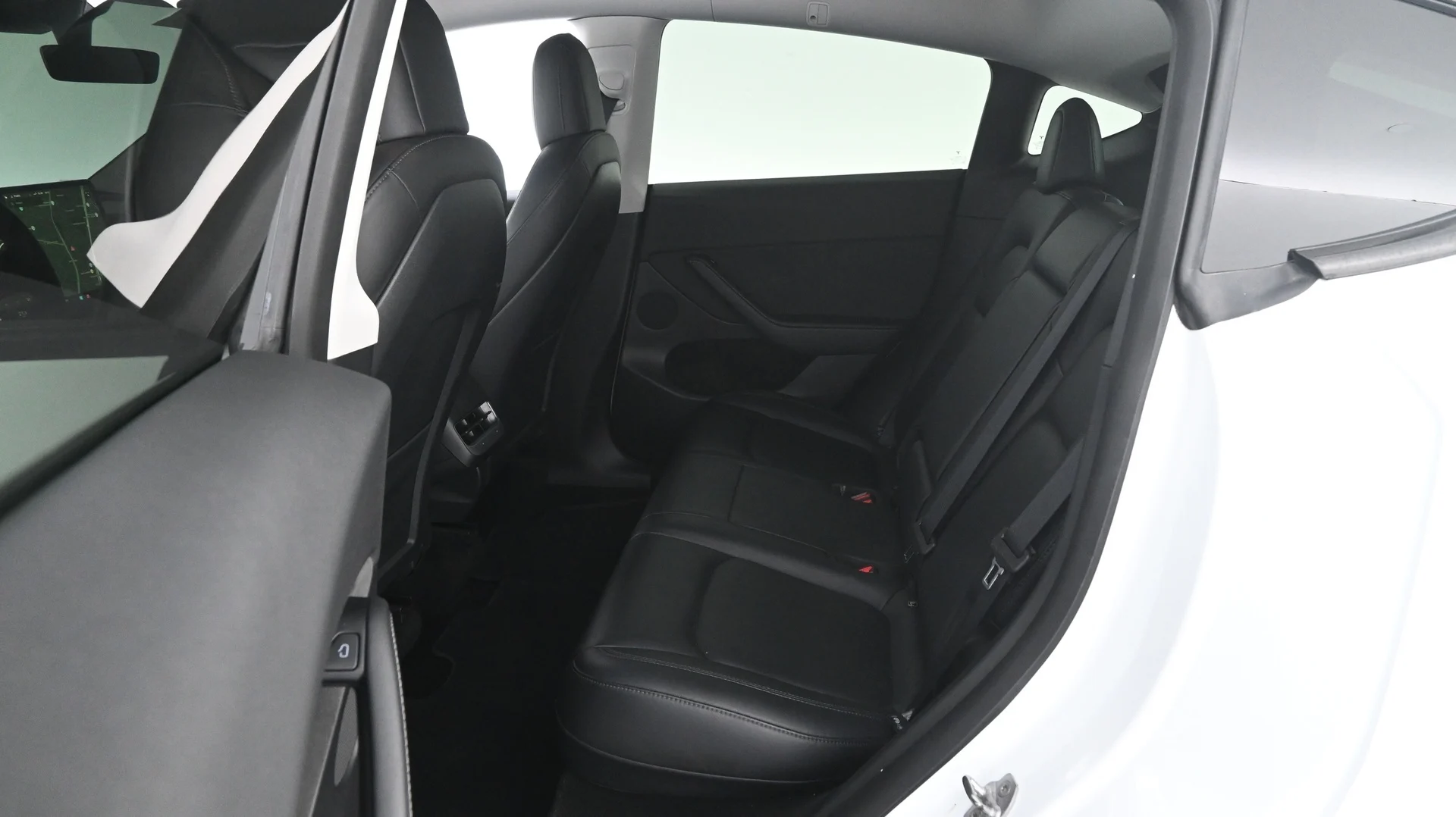 Car Image - 6xDqlUEvj3fXJQiQ4275jf