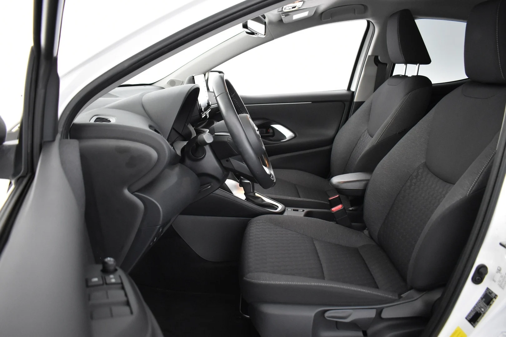 Car Image - 4zheQT2n9VLXR6zXTEF1Go