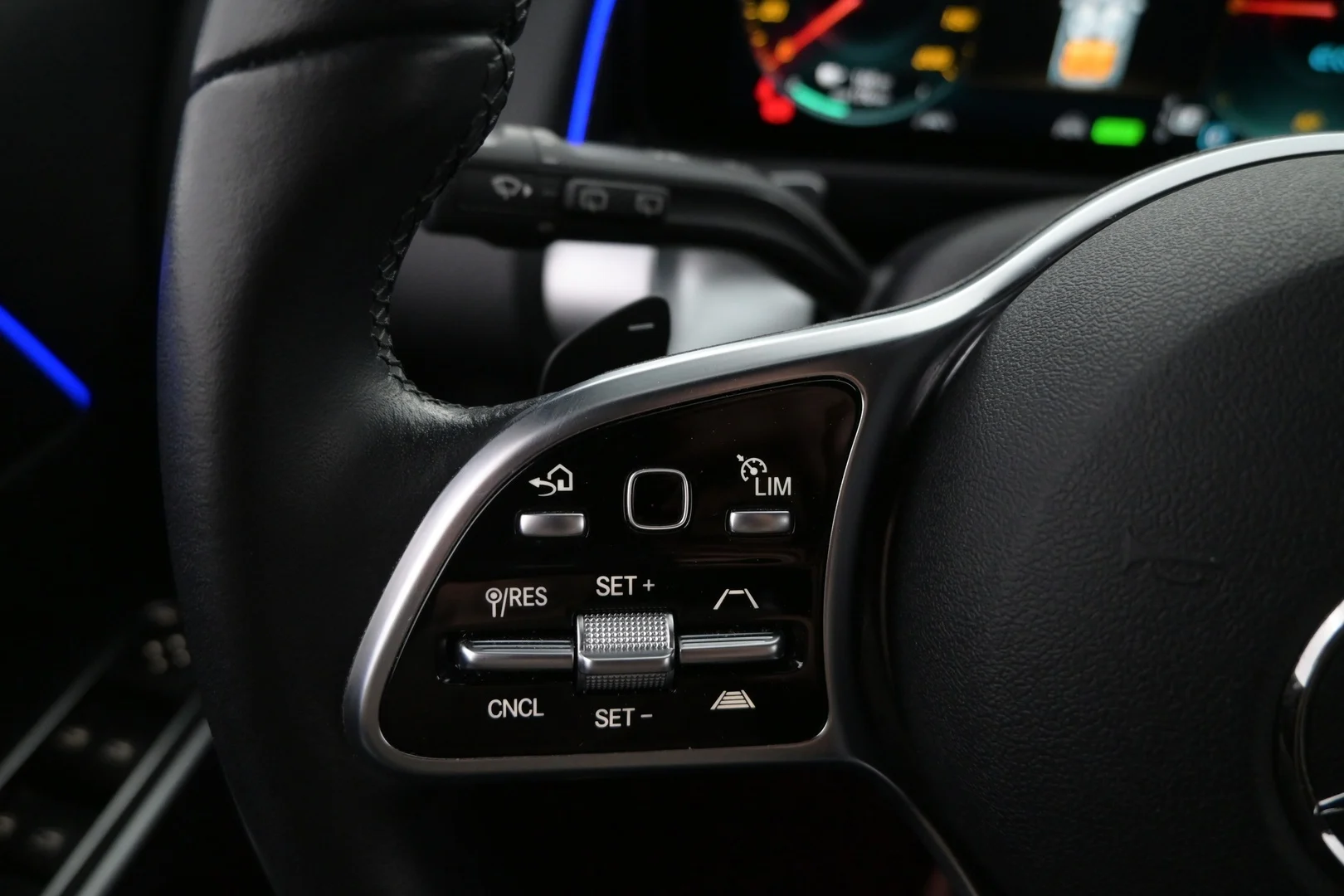 Car Image - 18CPAx3excHw56xBJOppj7