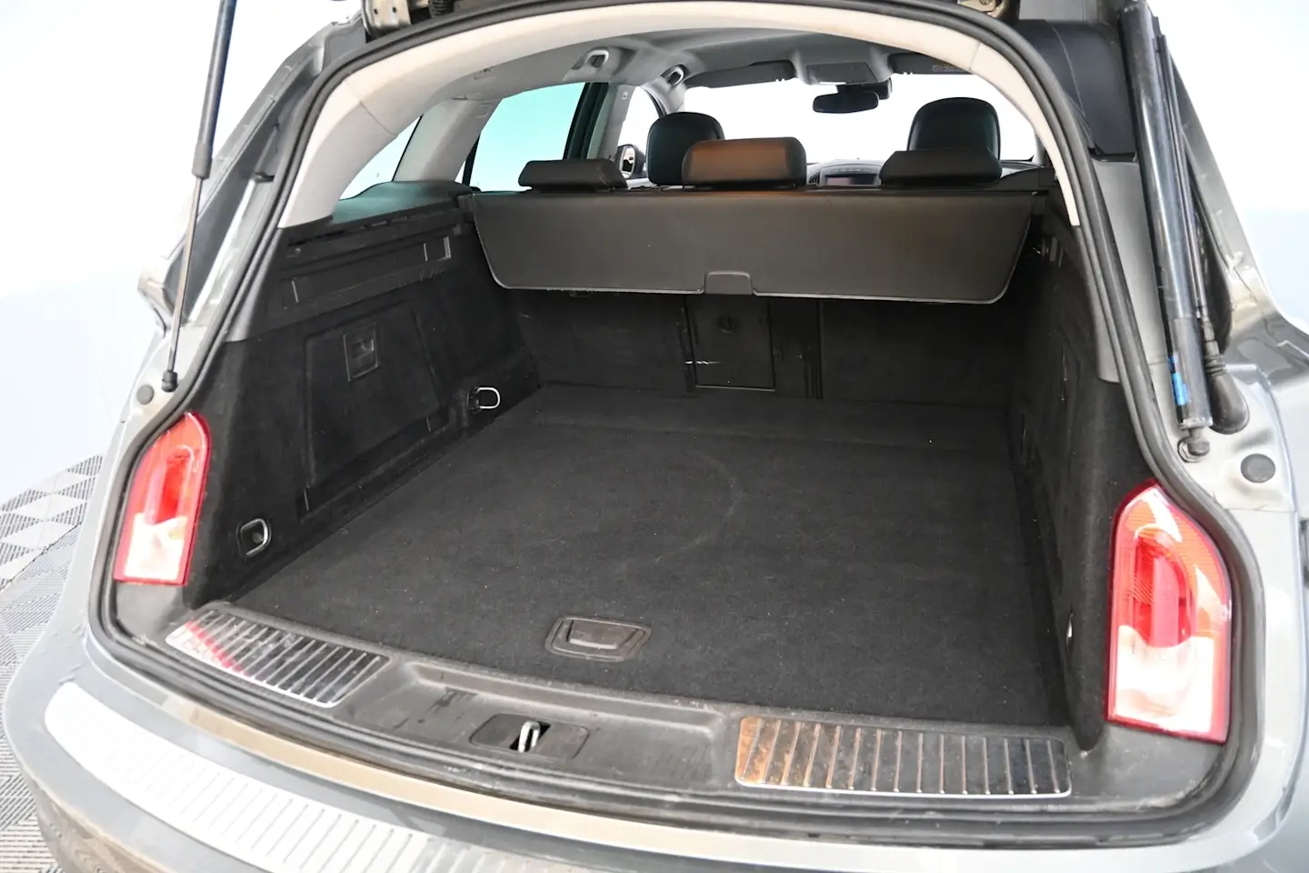 Car Image - 4ALkoja8glhu7g2XQLZCN9