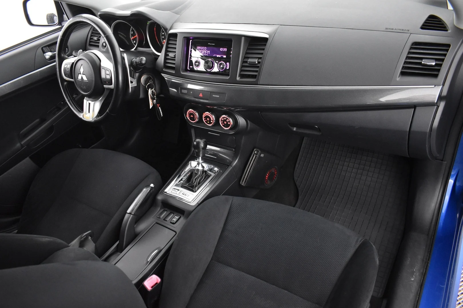 Car Image - 52yhIND9qeETNPdOHi18UY