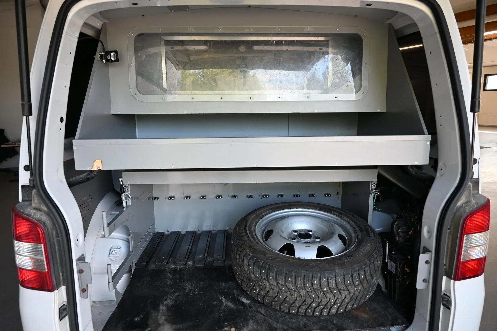 Car Image - 3mvLmEzyamYQShhcocHh1u