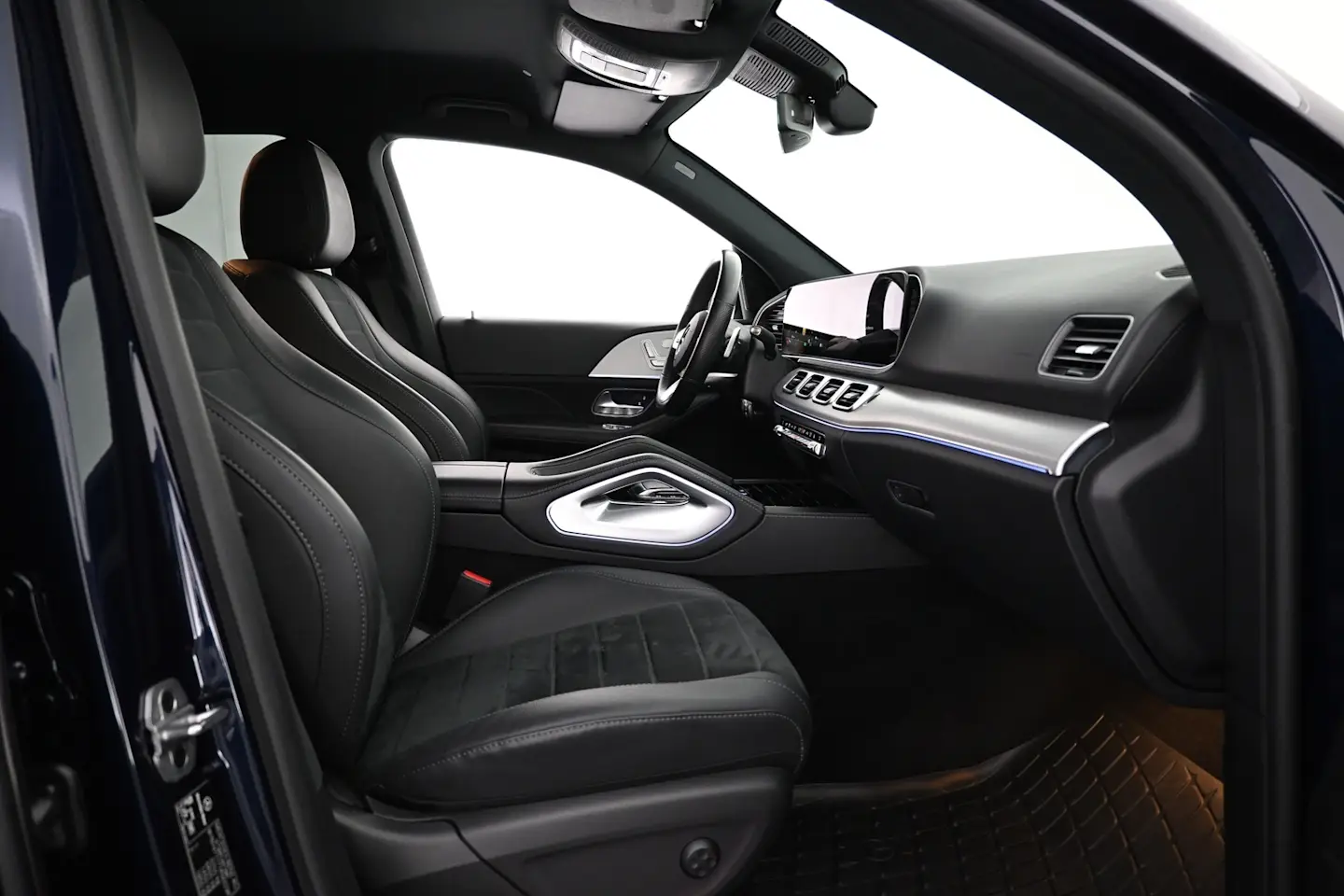 Car Image - 1sX3gko0gY3sIeLx3uAjLo