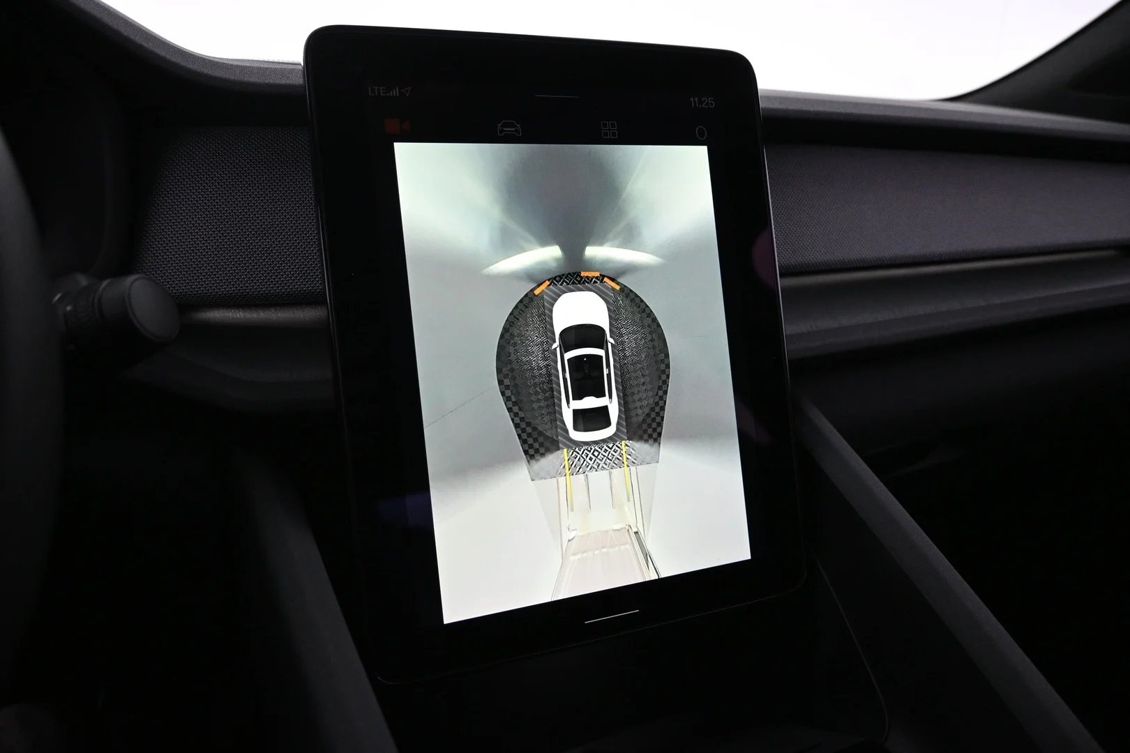 Car Image - 5JfUVtDQNO4e85DicFEtEU