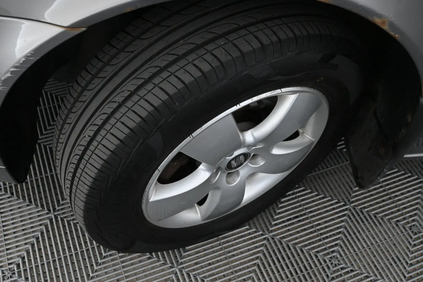 Car Image - 5ggEWI5lW3t7jYjBllg6fs