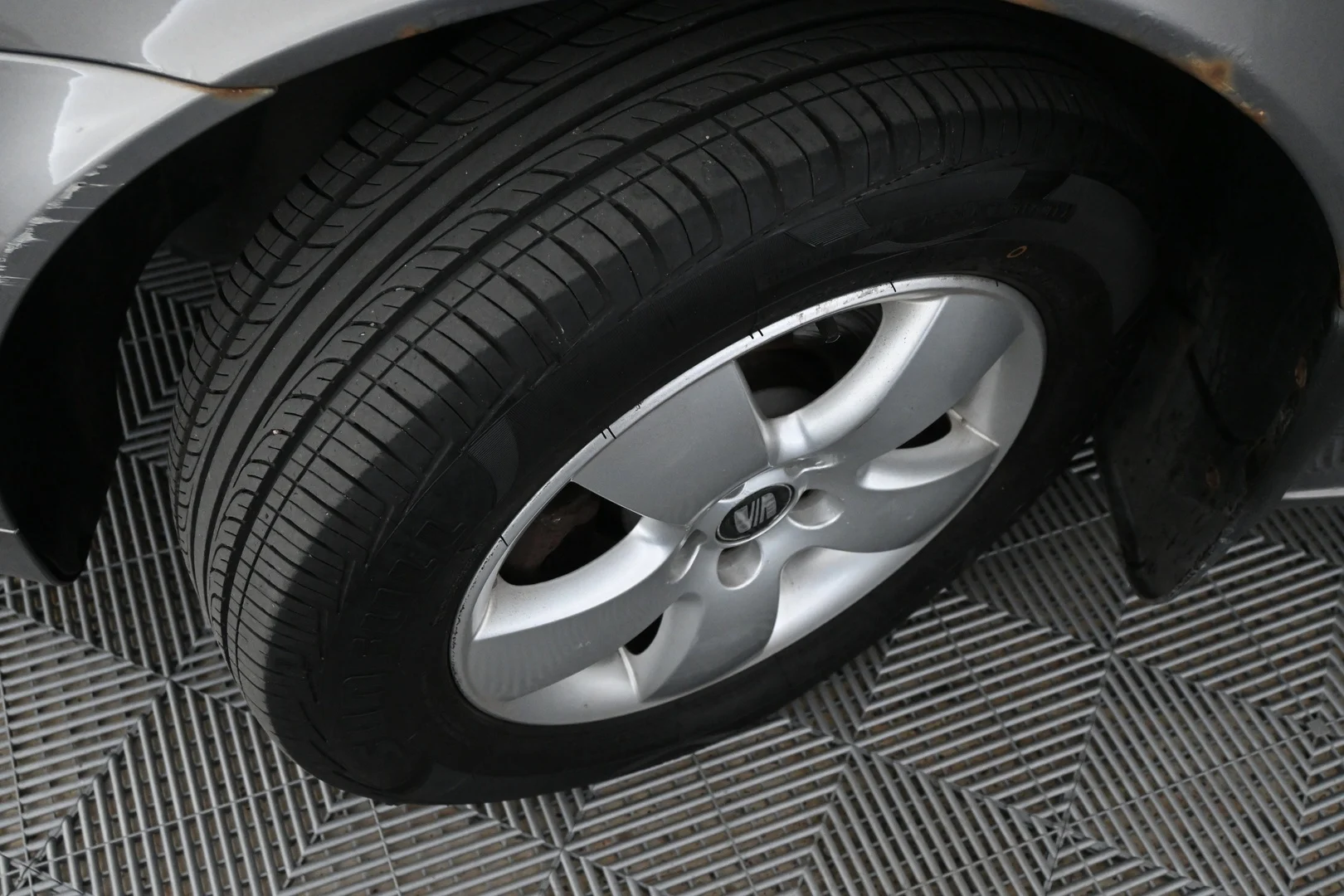 Car Image - 5ggEWI5lW3t7jYjBllg6fs