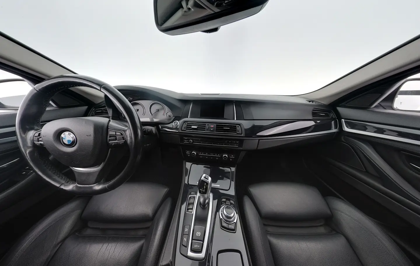 Car Image - 6wUFGOt0gds5QKw59FdHY