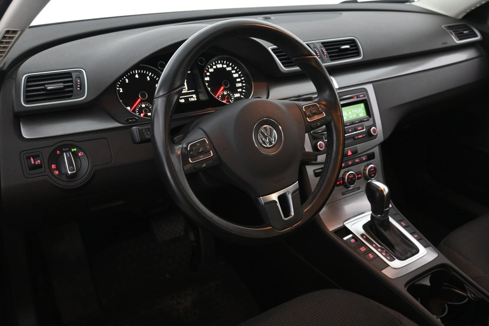 Car Image - sY1q2V1hTCQFqTrUqcoHR