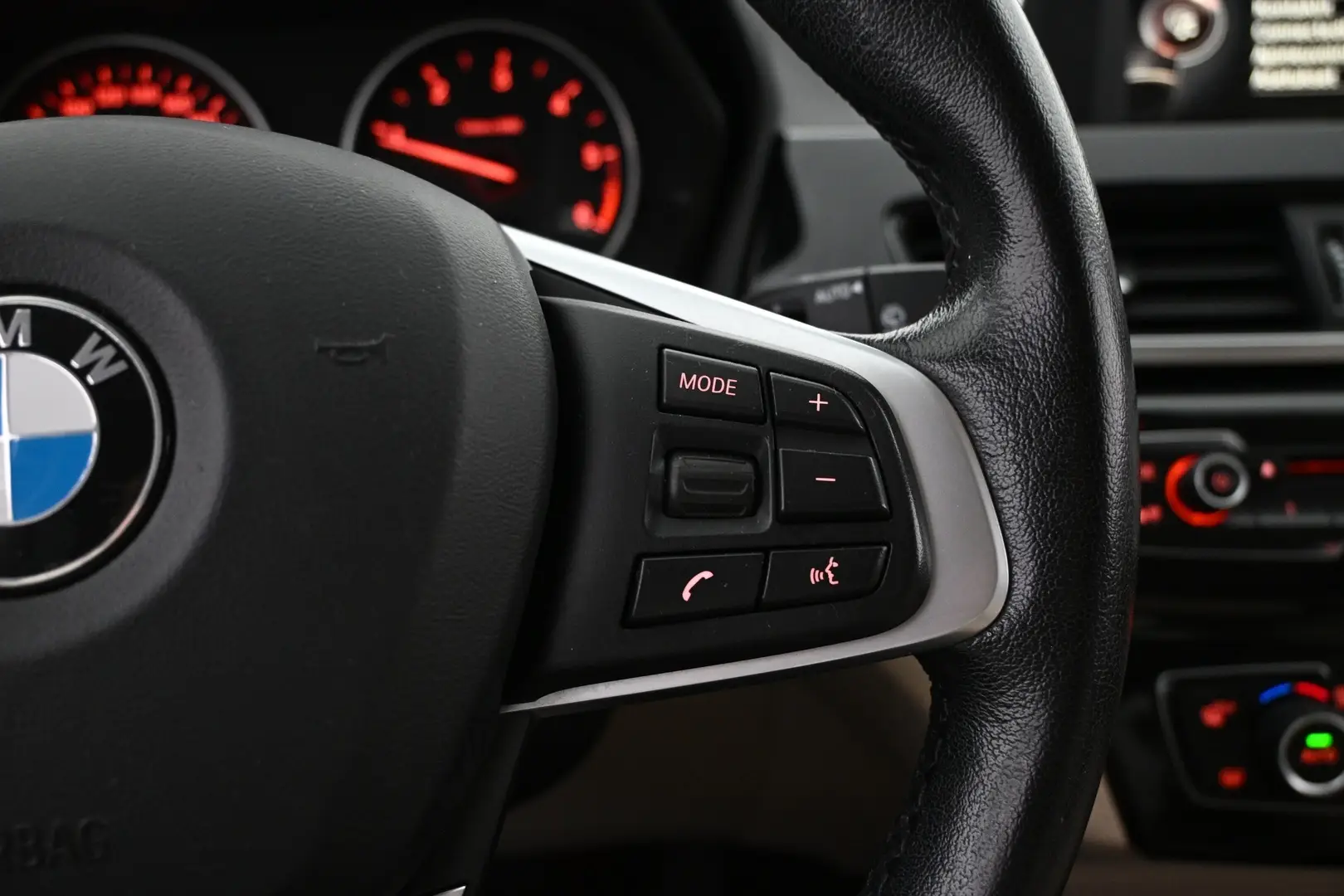 Car Image - 1WUXce5zvzgOQUc4JfcV5N