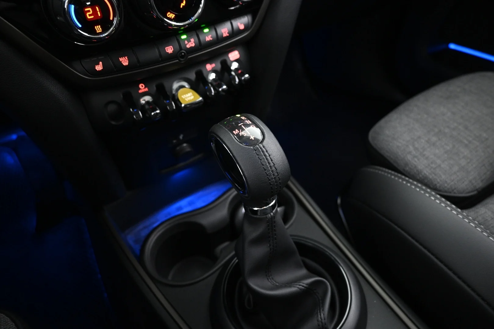 Car Image - 3rfcmkGhPt7bEudOrND2G8