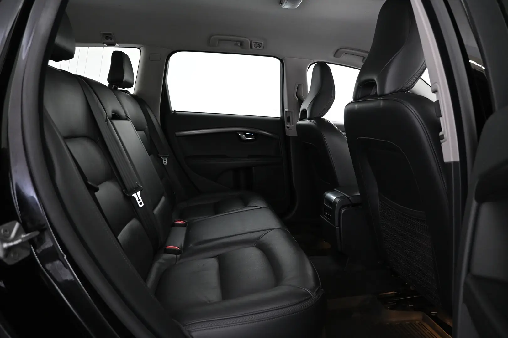 Car Image - 5bc2WDW3cpZLkkHse0tzRF
