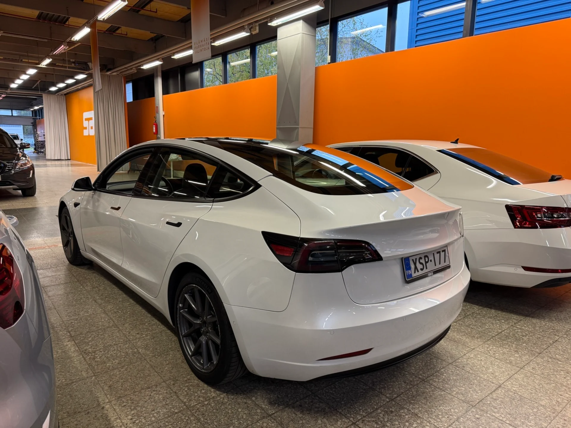 Car Image - 1Egoq0o8OFjXQPjhv63AnX