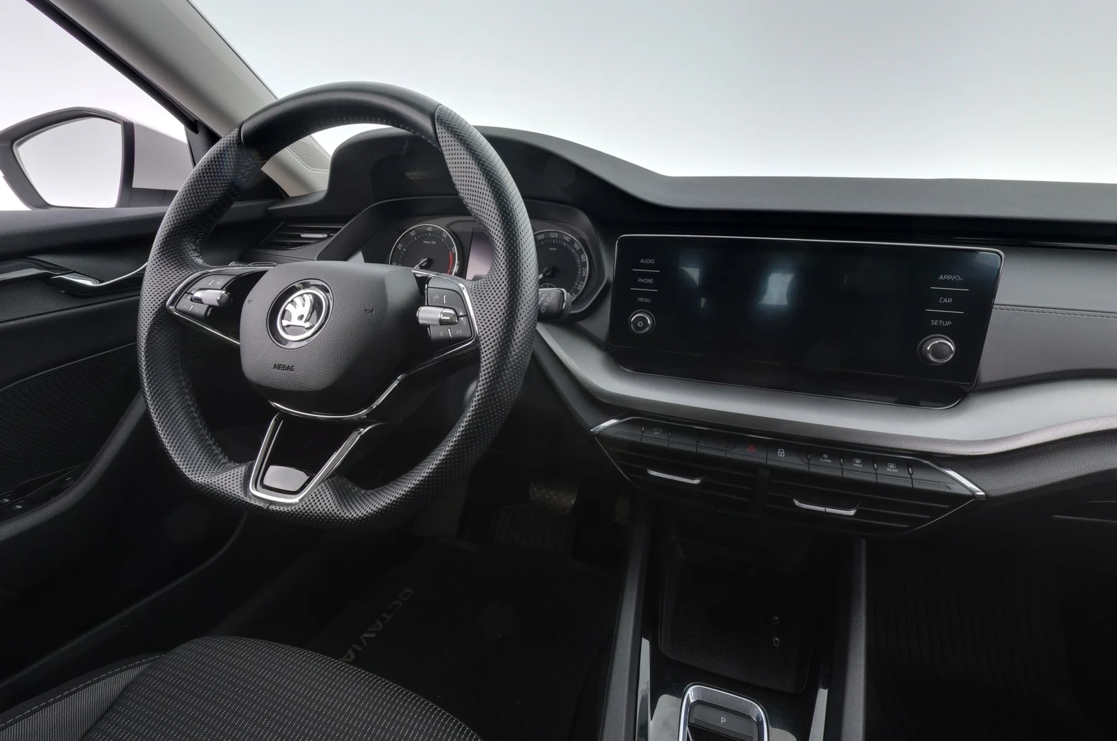 Car Image - 1eOOdzwGRjC92iiBFiKfd4