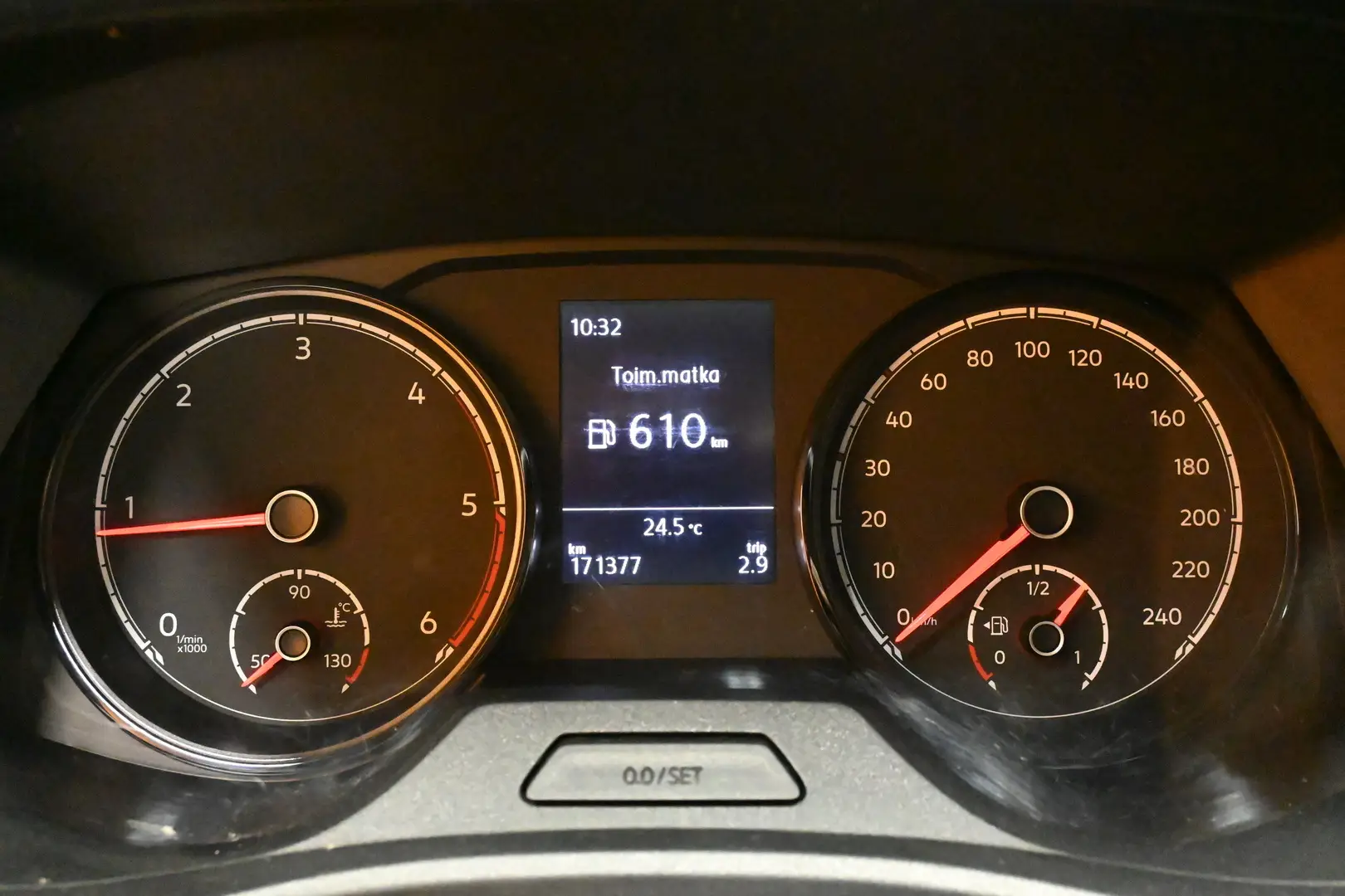 Car Image - 5CSUaYqk2ekdVpVtavY8Z2