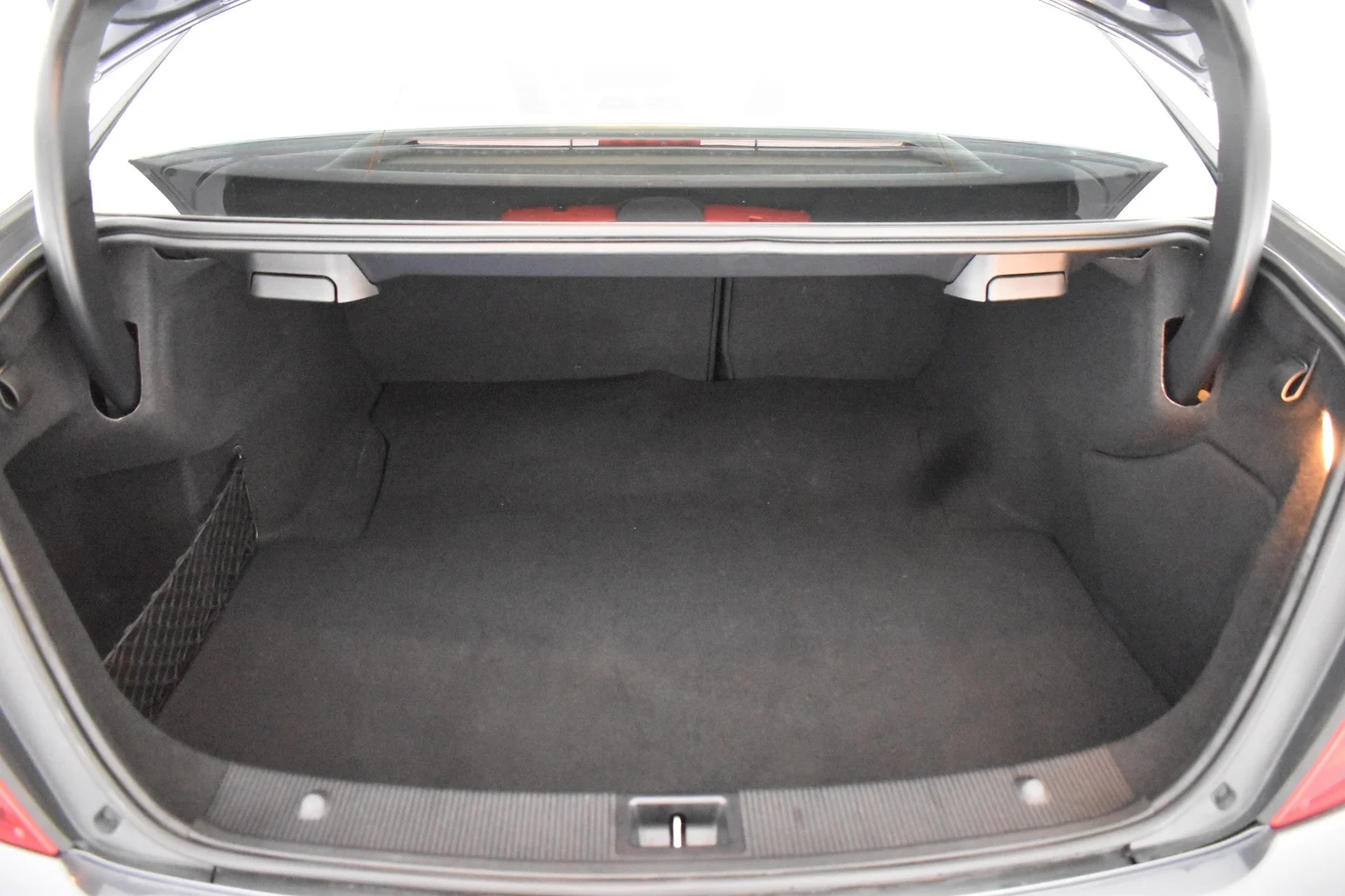 Car Image - 7zP6c5V4MGFIc2oW0qywRo