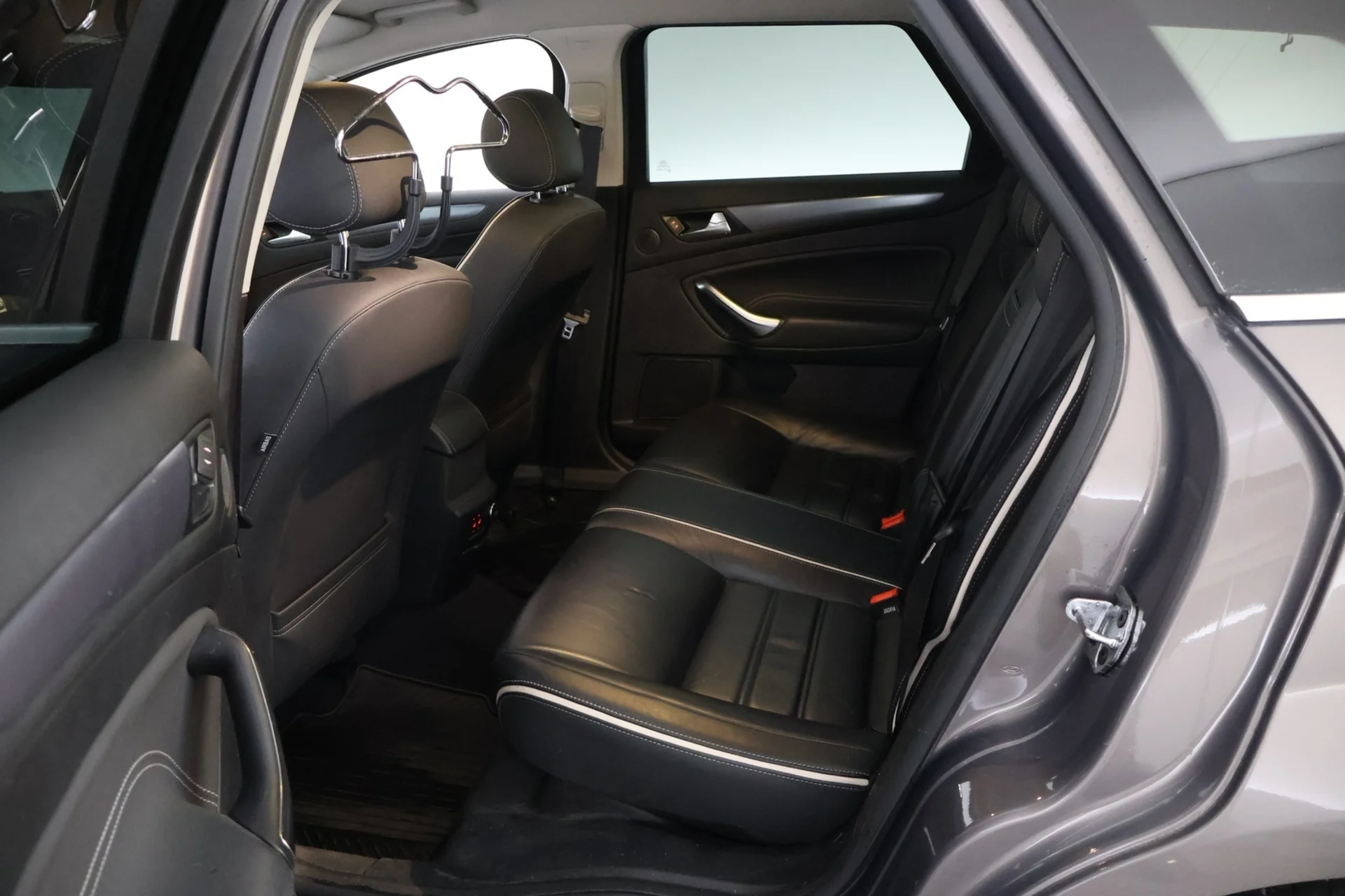 Car Image - 7ChDxh2bEKNRBtsRwVuZxW