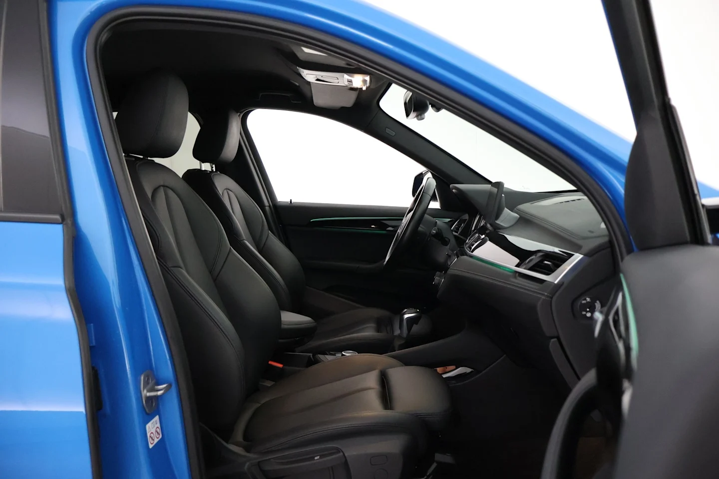 Car Image - 28OmVtr81YY9QiInBpXyv2