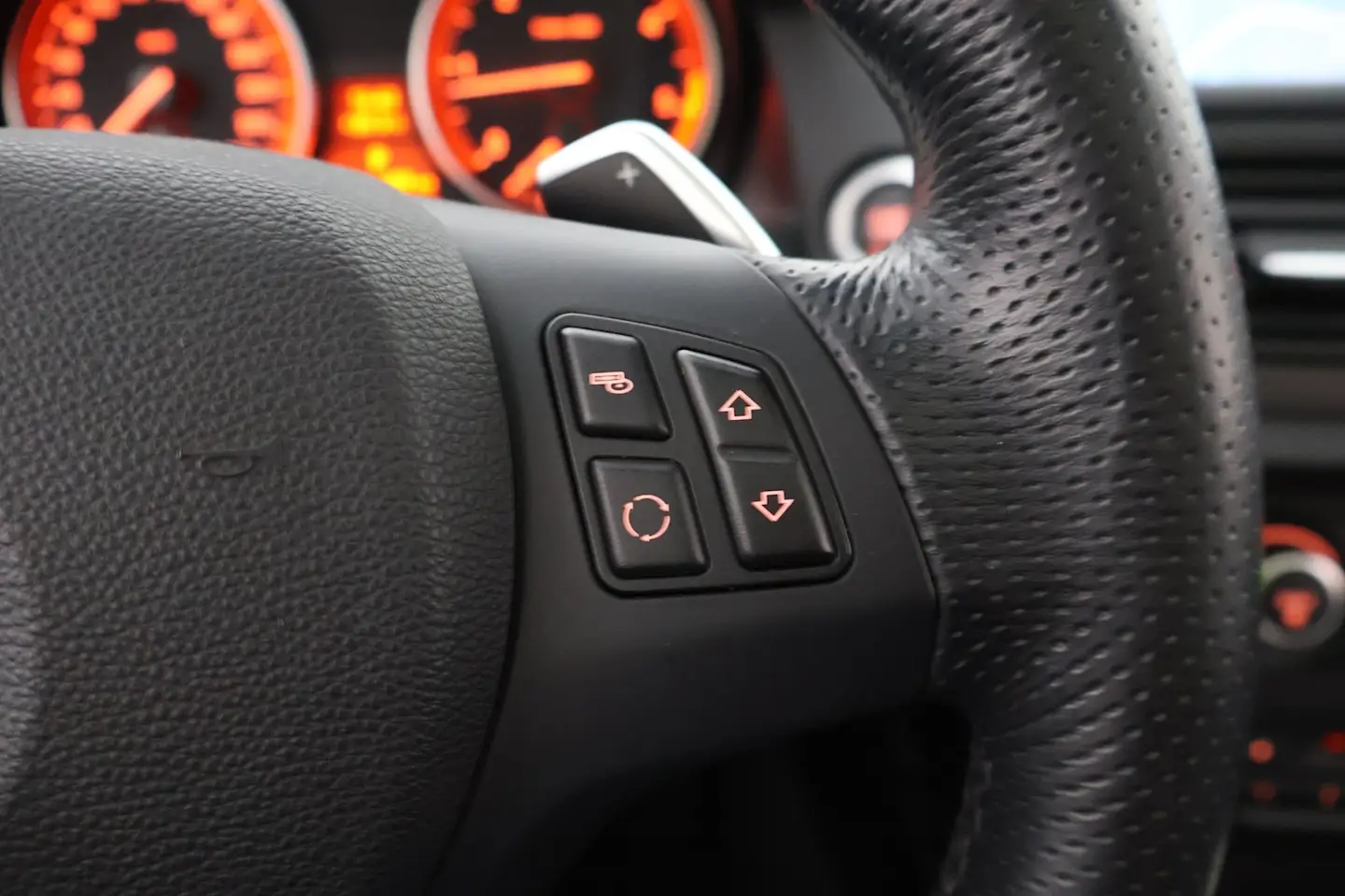 Car Image - 77IsHvSOuIvNiFFsn9eSKb
