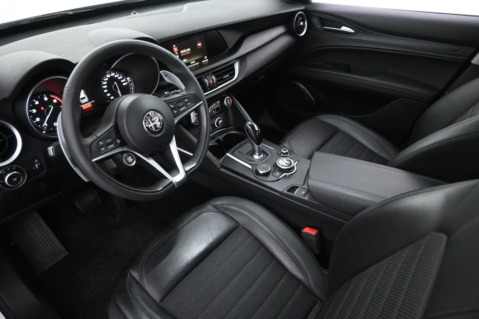 Car Image - 4Ge4Ri8XGkDMDgJoeSroFw