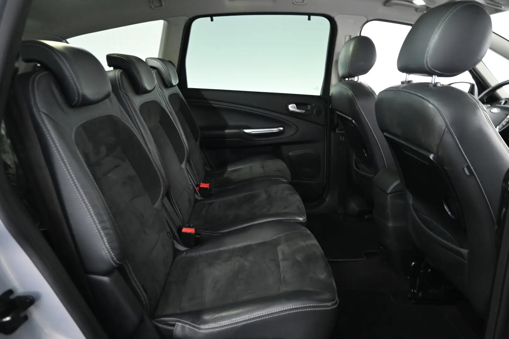 Car Image - 6mwKTVRsttH5mMcJWHqBKf