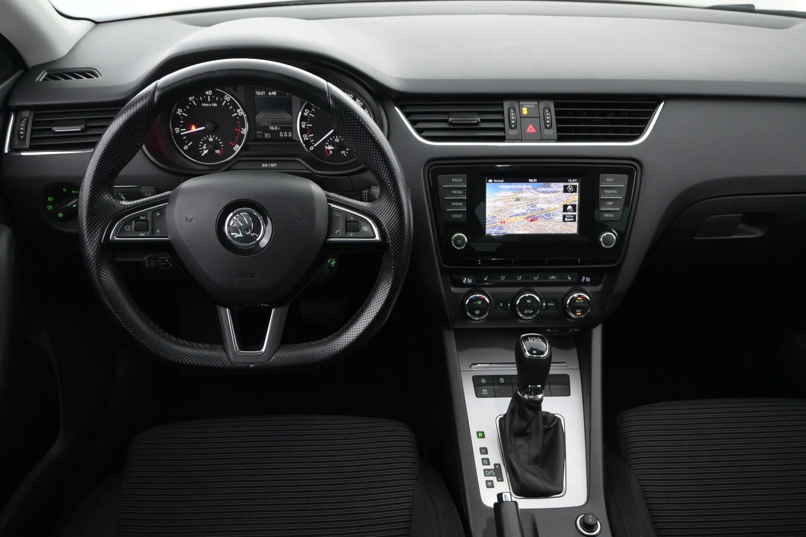 Car Image - 2dV22RypYjQECeqxJRTFk1